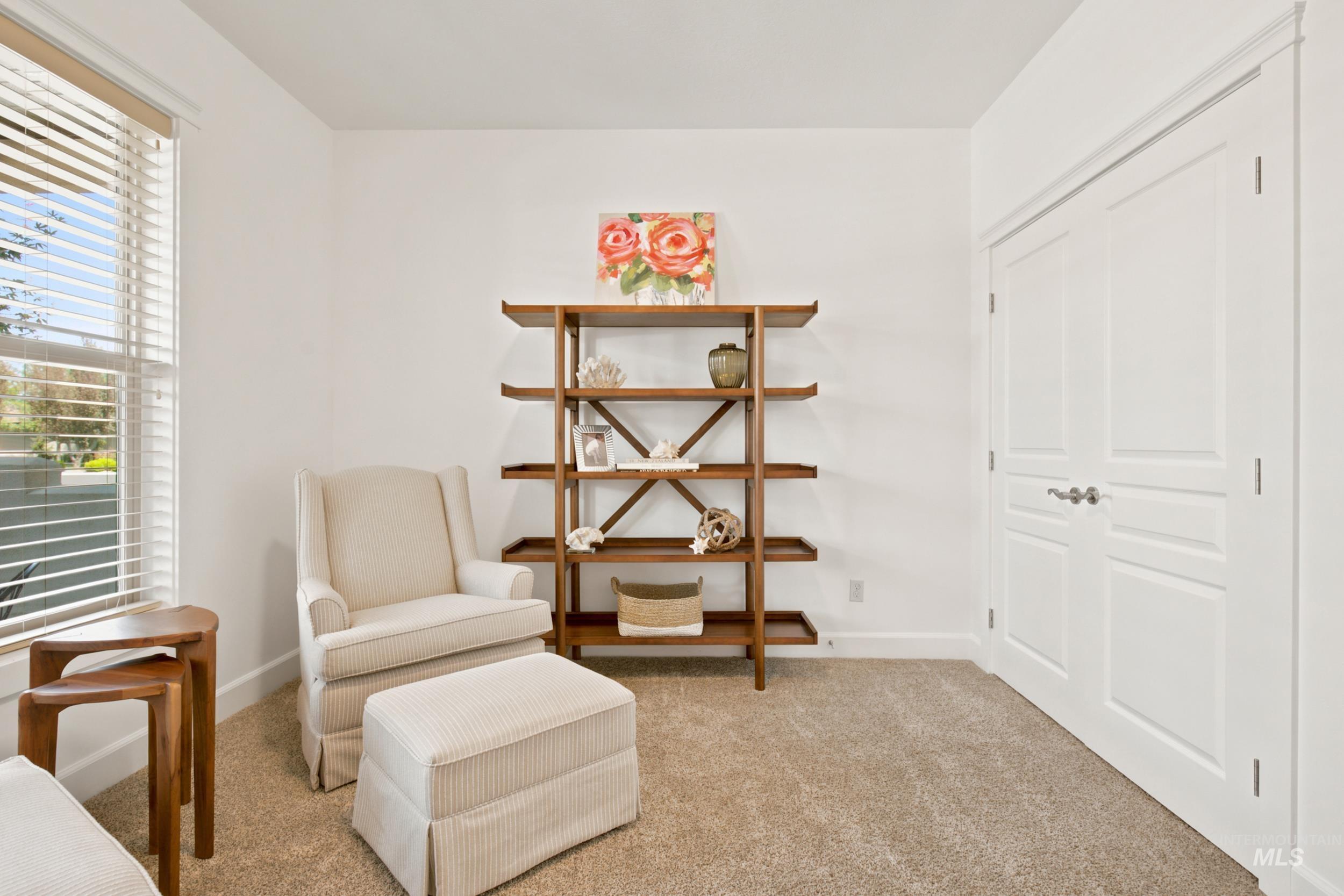 159 E San Pedro St Property Photo 11
