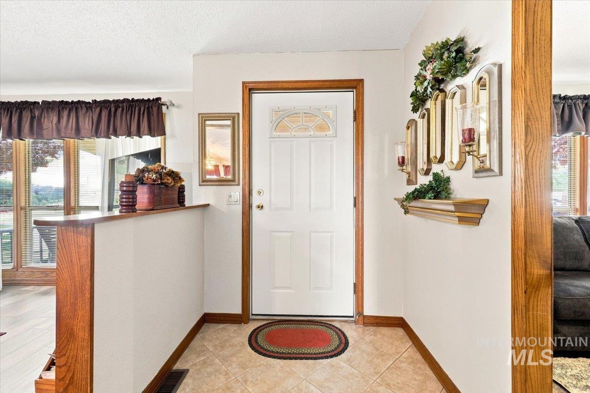 23519 Wamstad Rd Property Photo 7