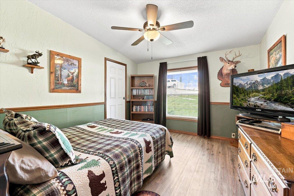 23519 Wamstad Rd Property Photo 17