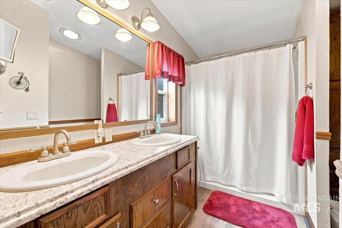 23519 Wamstad Rd Property Photo 27