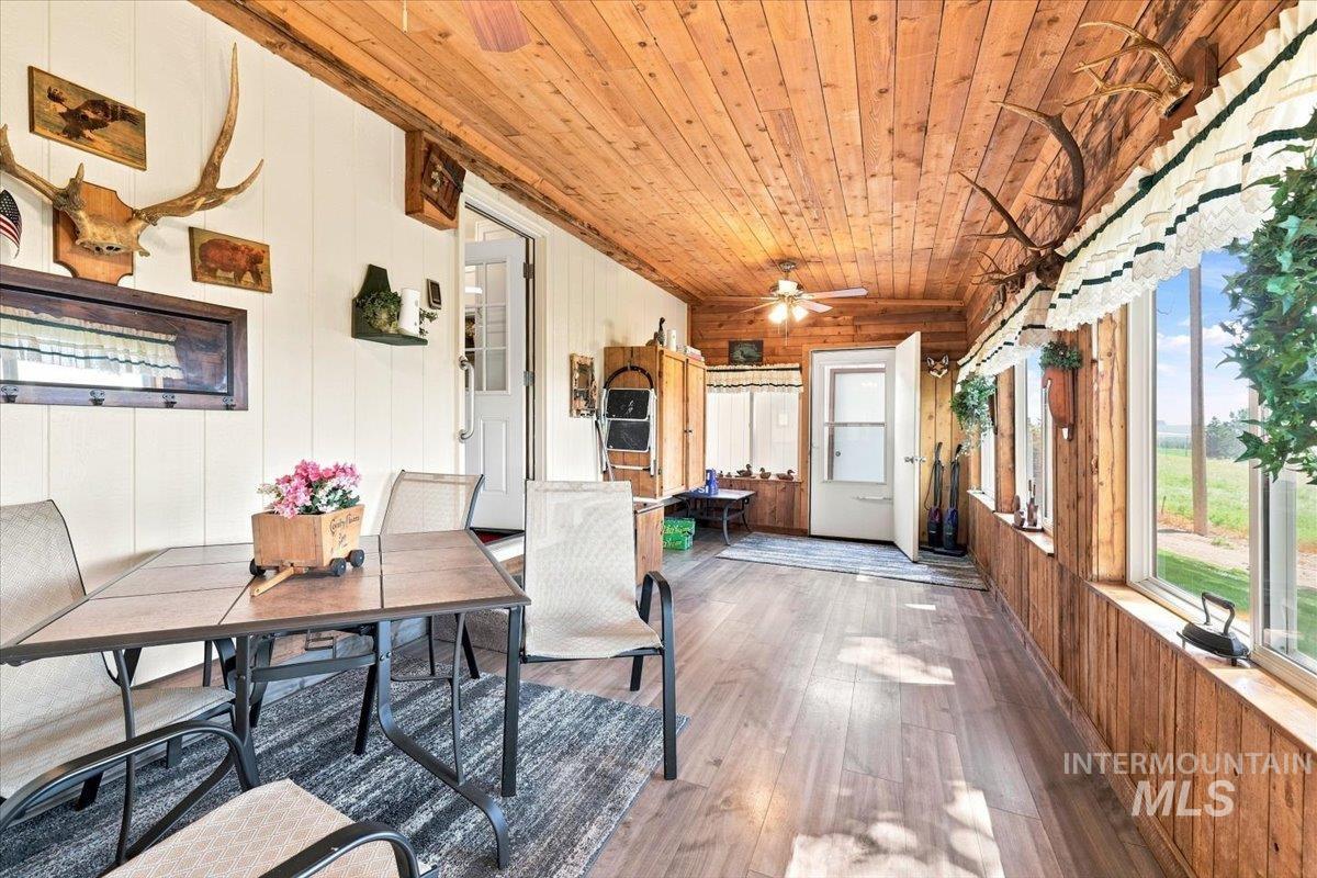 23519 Wamstad Rd Property Photo 30