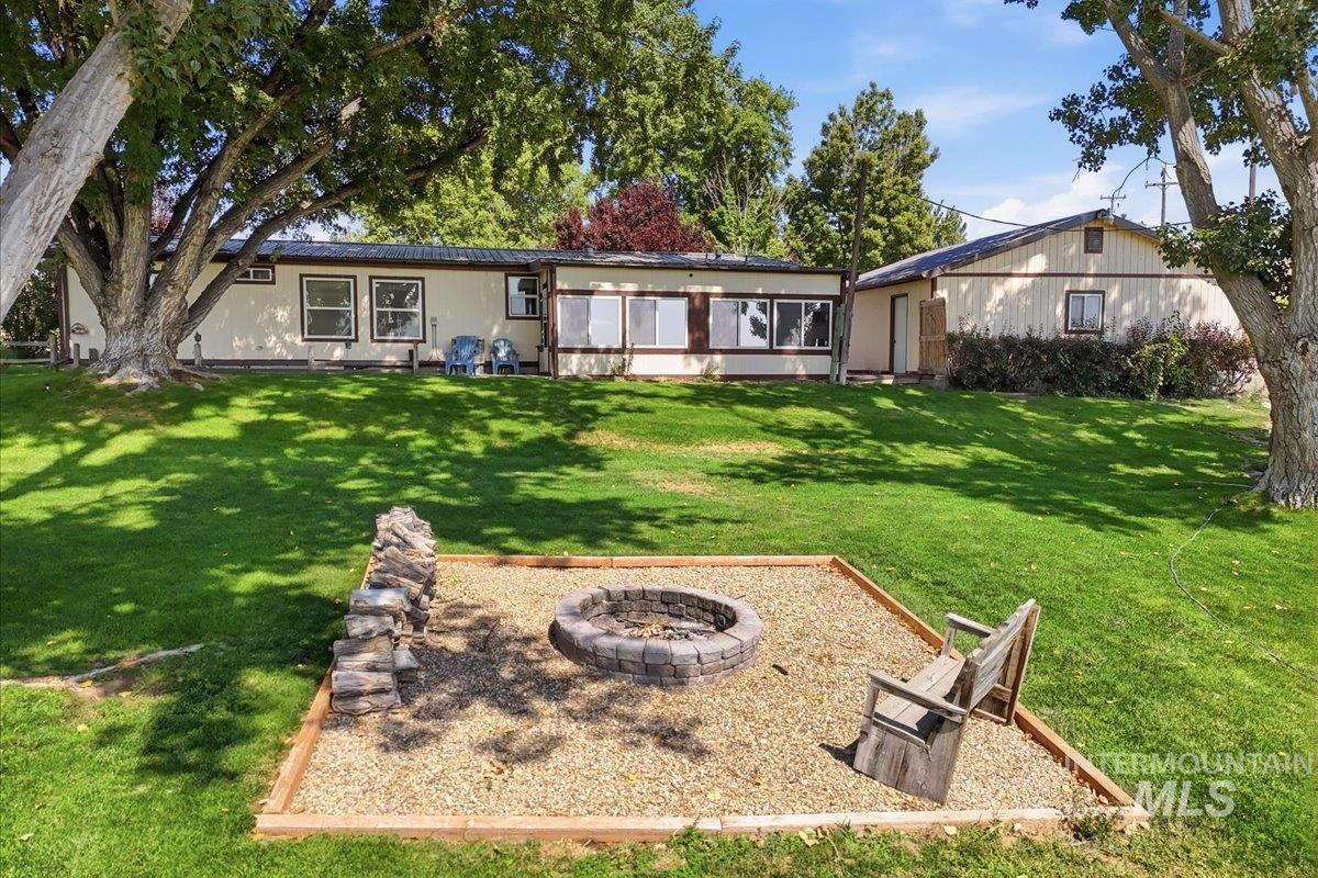 23519 Wamstad Rd Property Photo 34