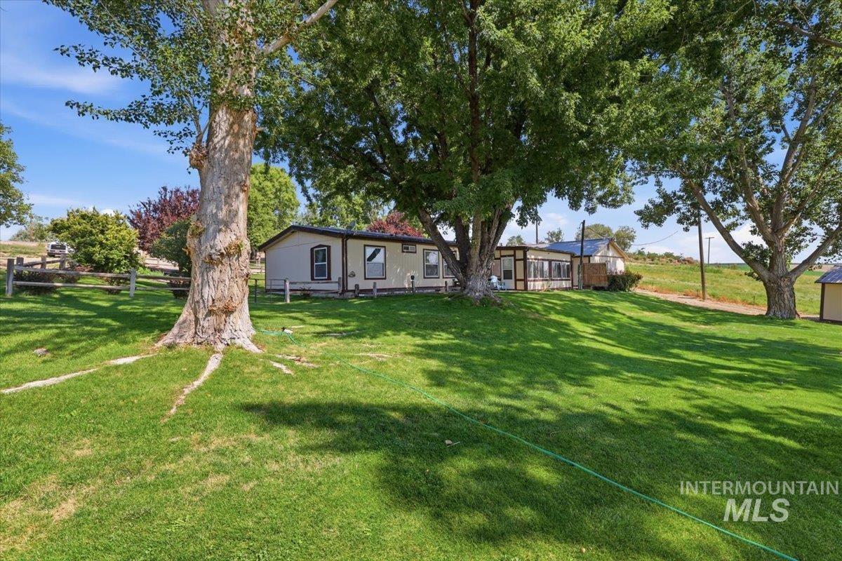 23519 Wamstad Rd Property Photo 36