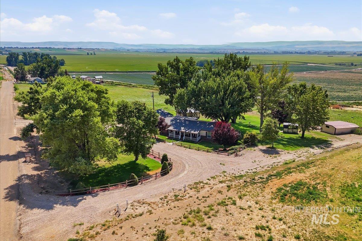 23519 Wamstad Rd Property Photo 42