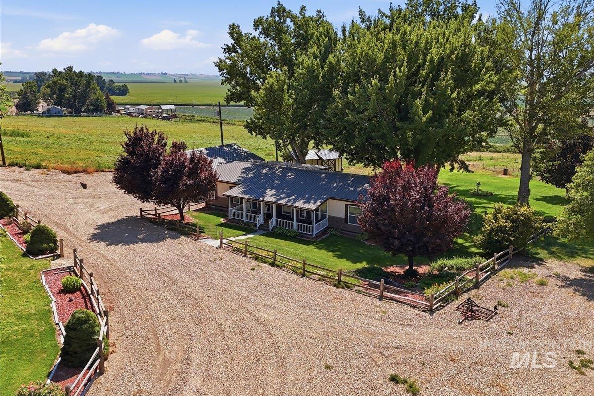 23519 Wamstad Rd Property Photo 43