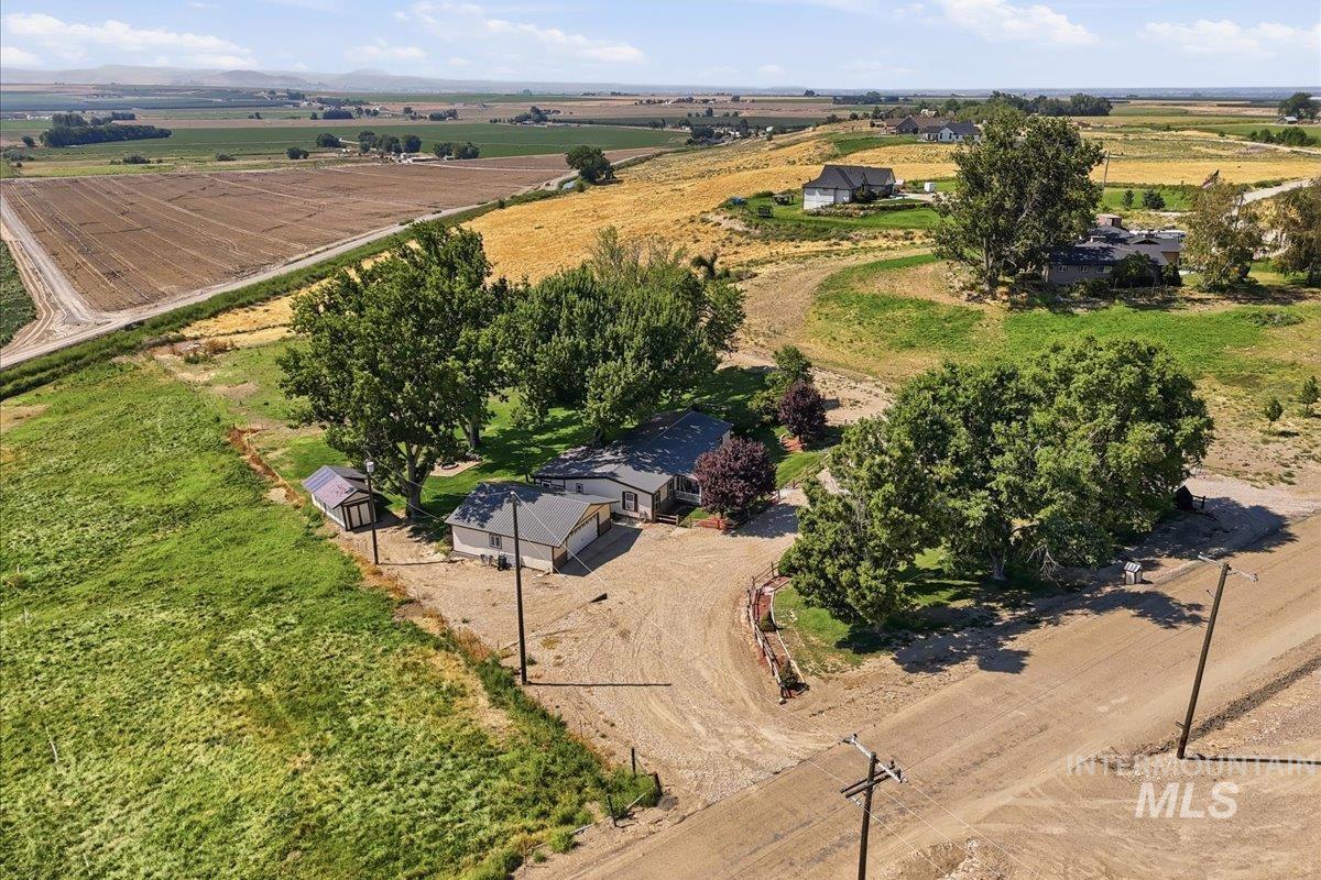 23519 Wamstad Rd Property Photo 44