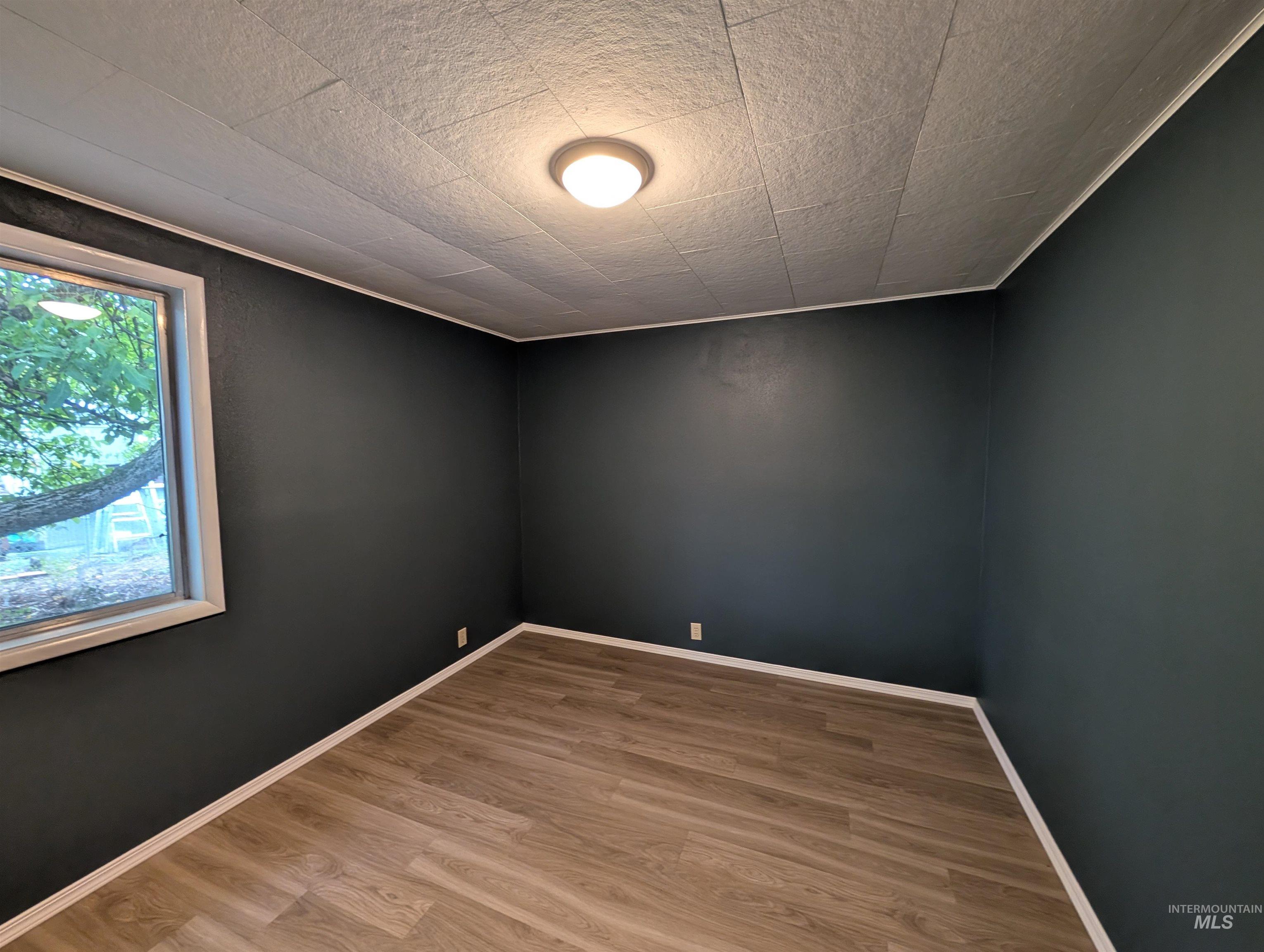 917 Nickel Street Property Photo 6