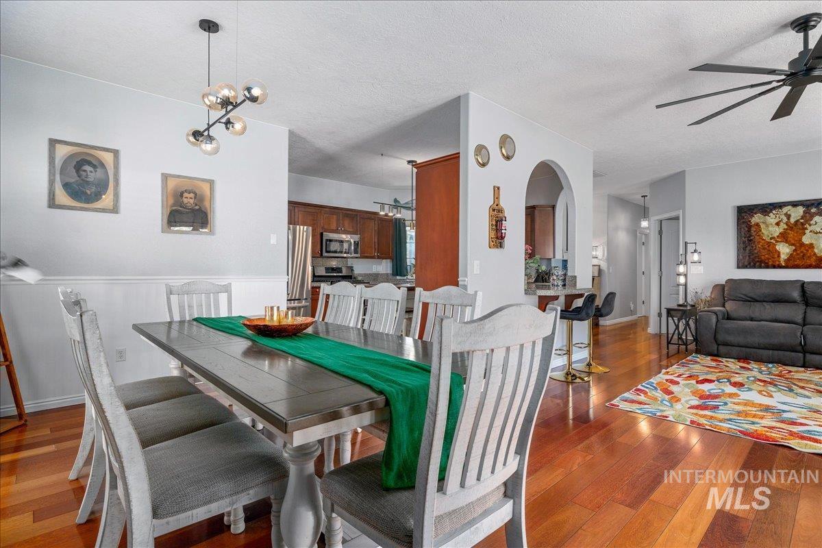 9752 W Bridgegate St Property Photo 10