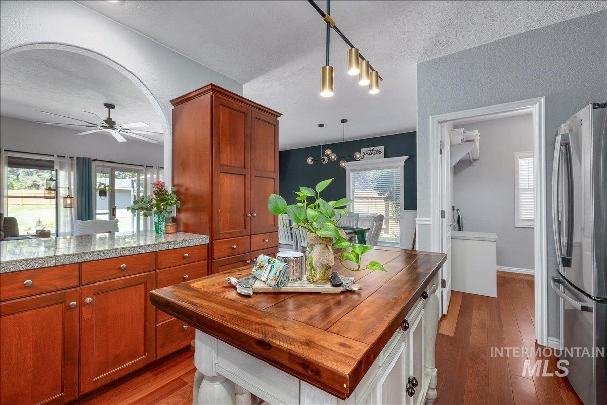 9752 W Bridgegate St Property Photo 15