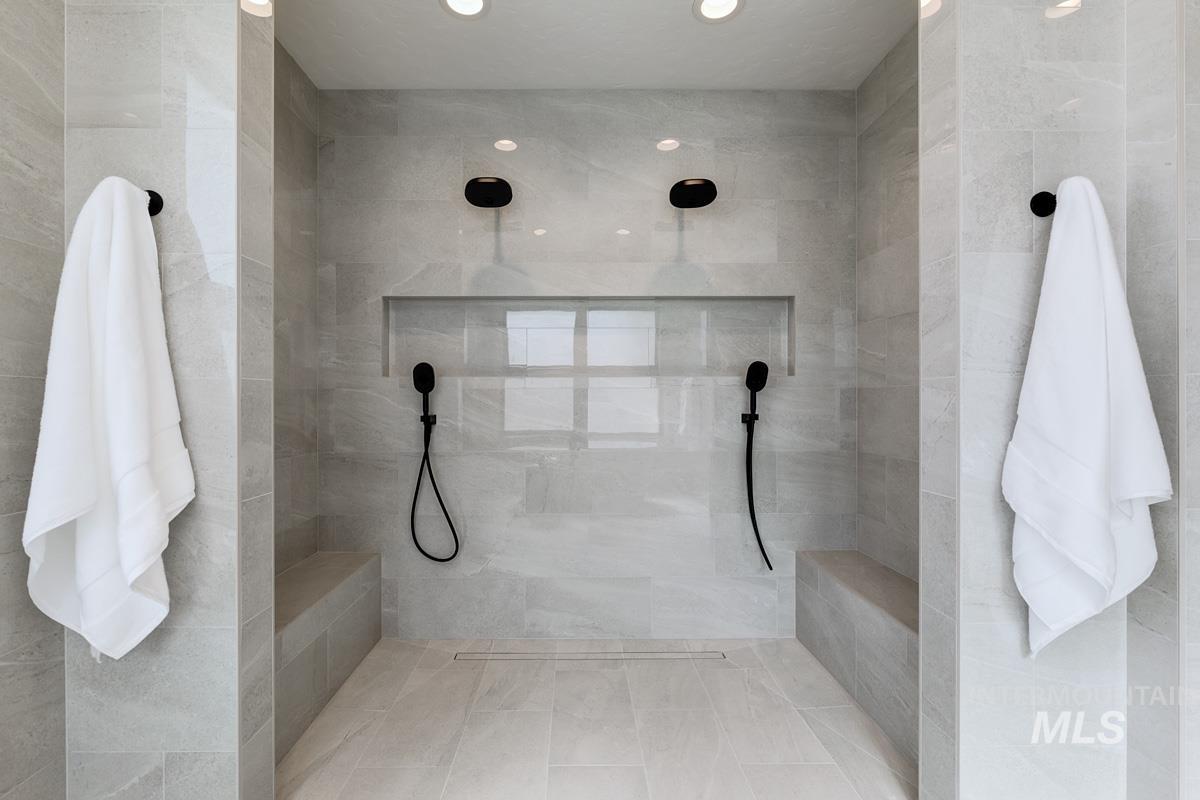 3426 Harvest Moon Way Property Photo 24