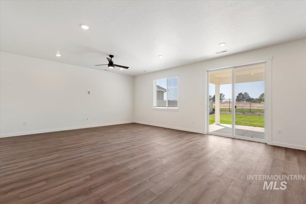 4318 Portofino Way Property Photo 6