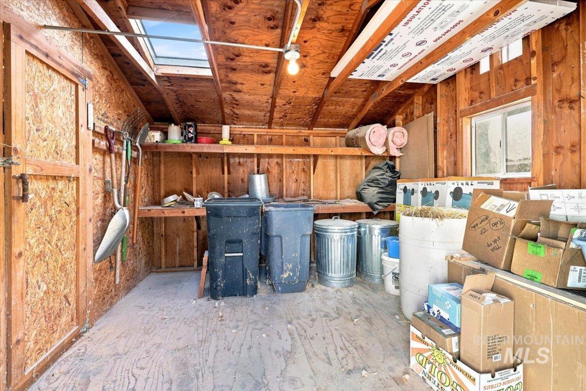 2336 Lower Pond Lane Property Photo 40