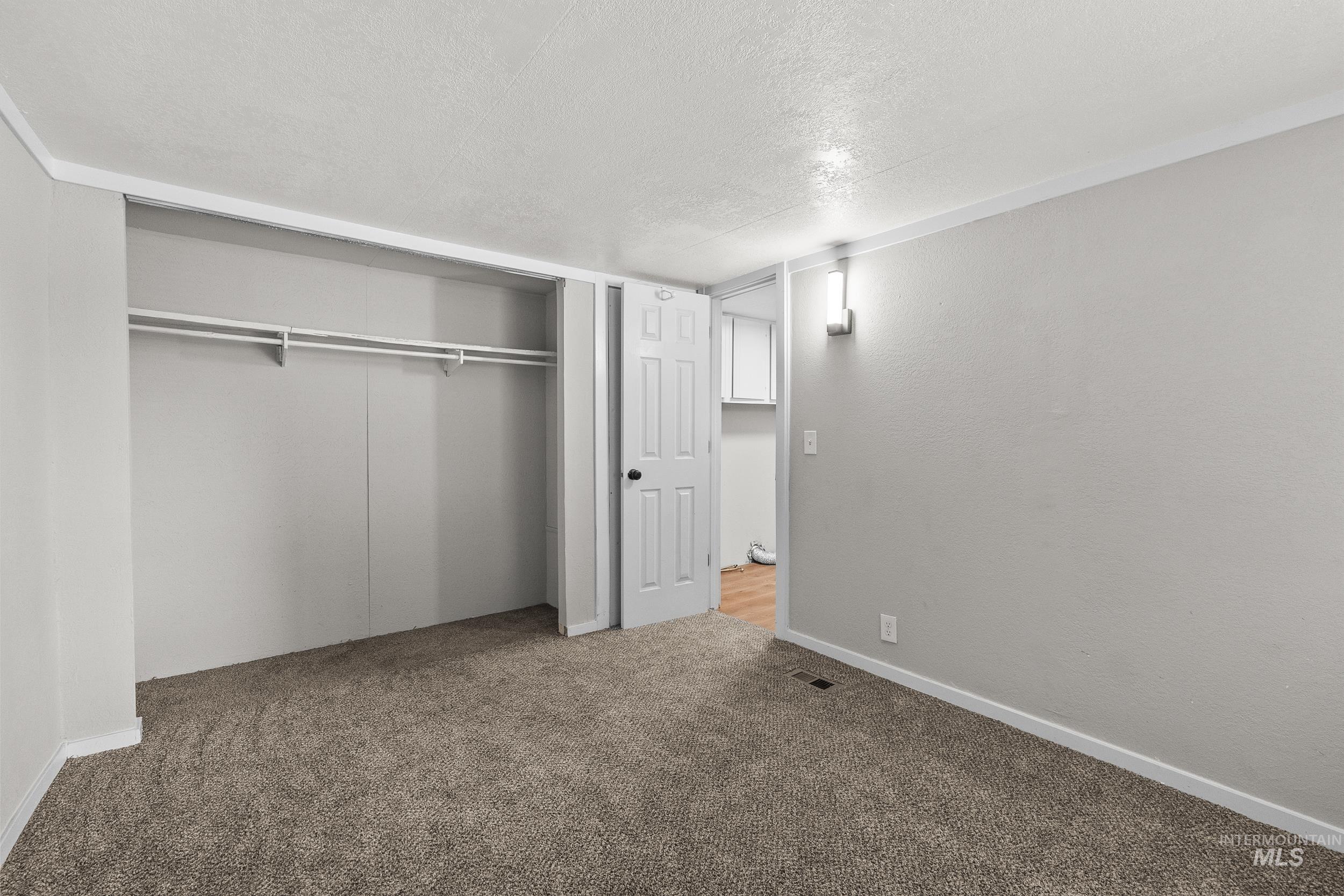 4620 N Pierce Park Ln Property Photo 8