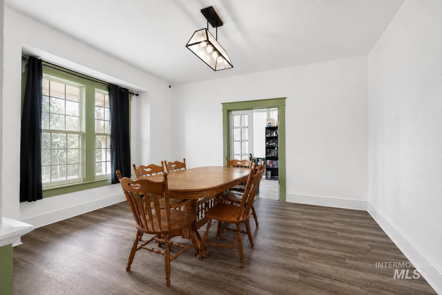 204 Harrison Street Property Photo 8