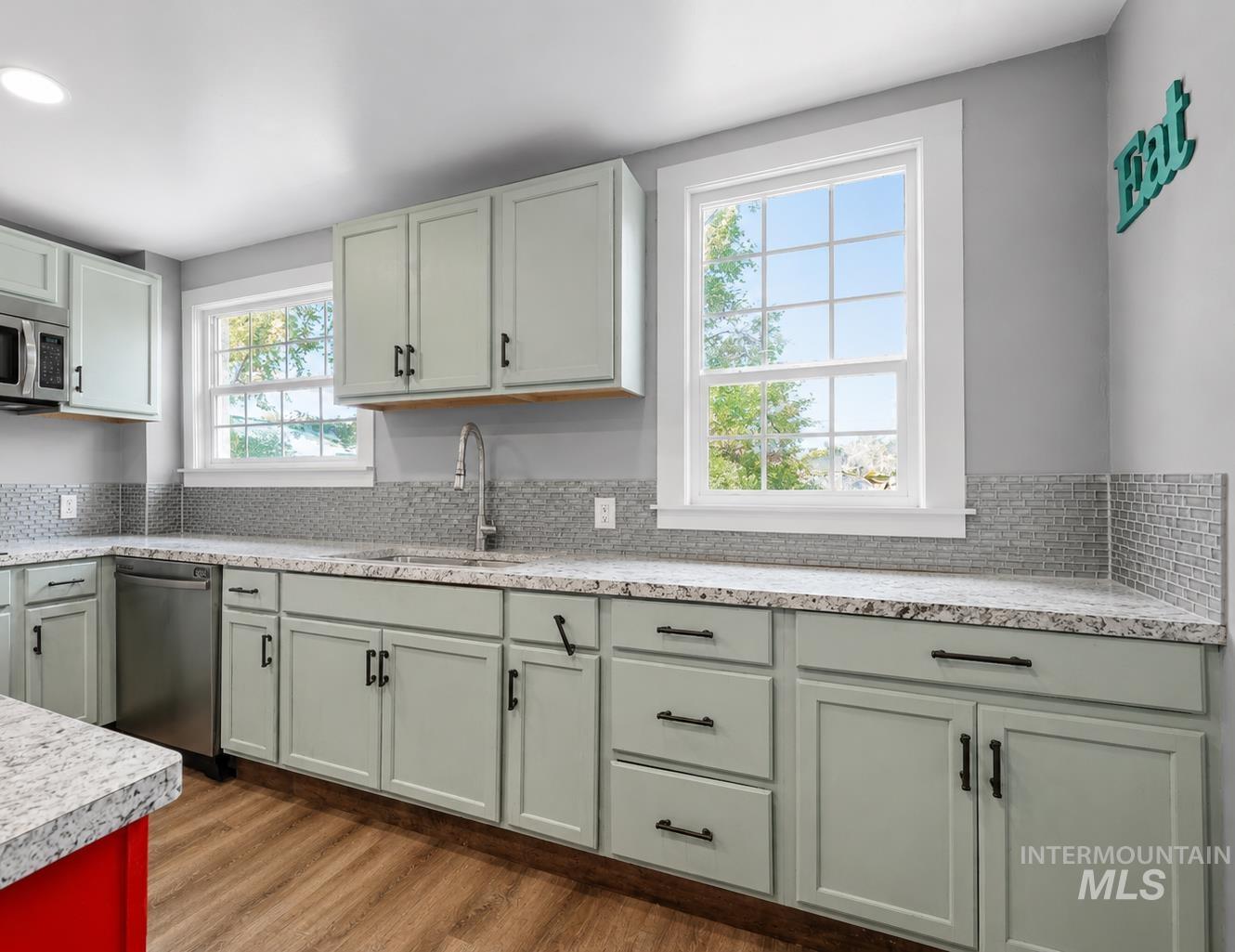 204 Harrison Street Property Photo 10