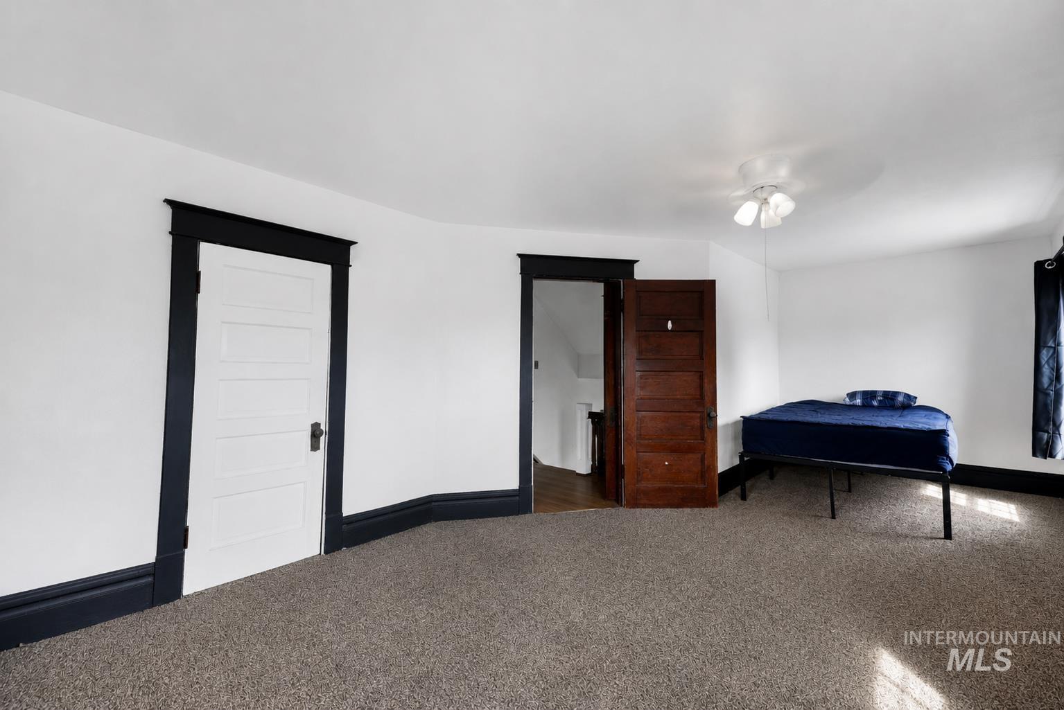 204 Harrison Street Property Photo 18