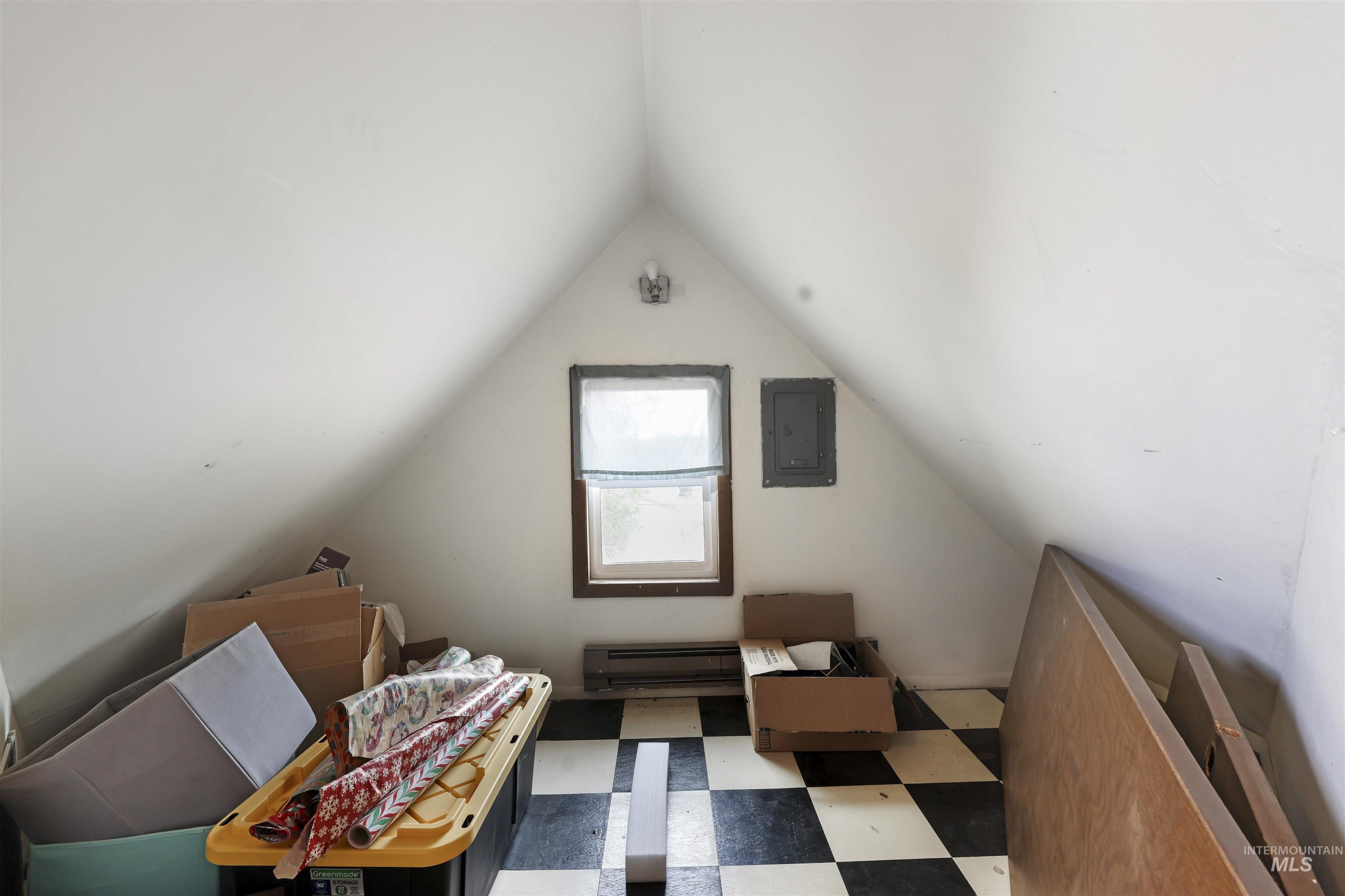 204 Harrison Street Property Photo 23