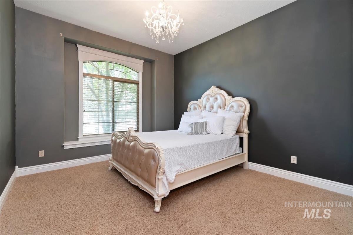3889 S Lamone Way Property Photo 27