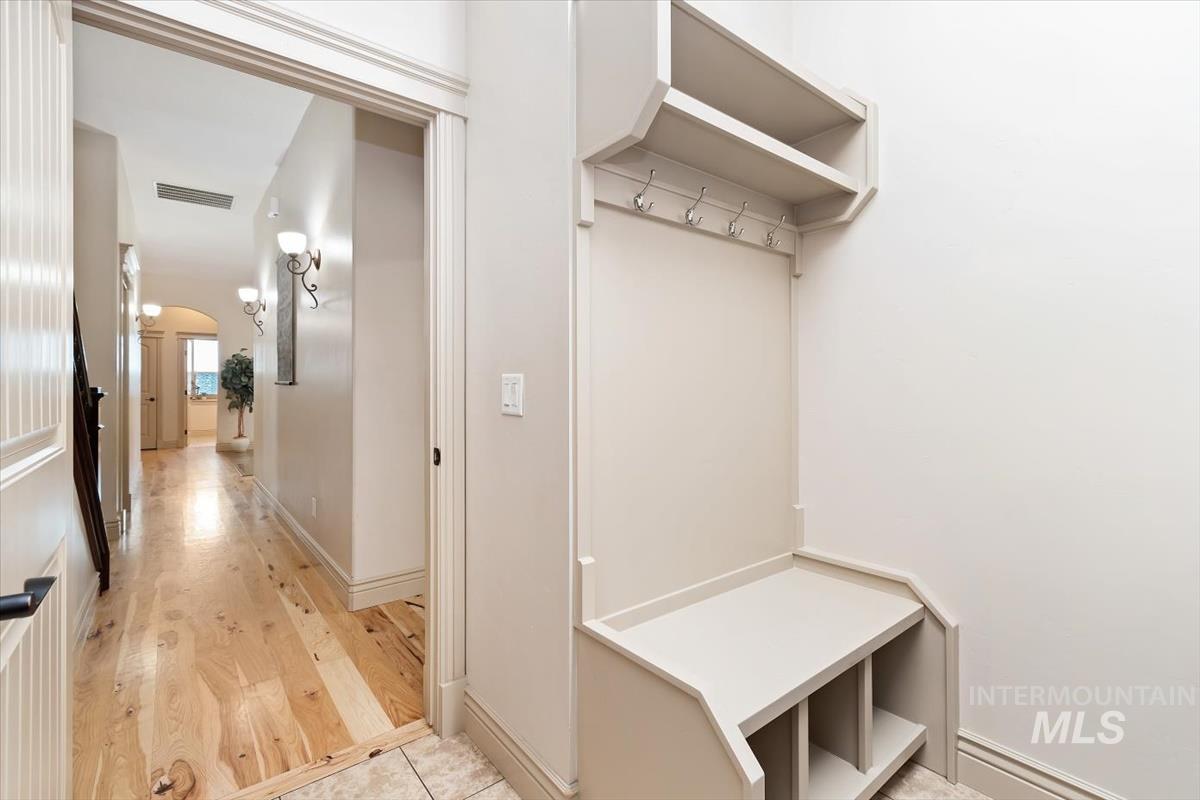 3889 S Lamone Way Property Photo 34