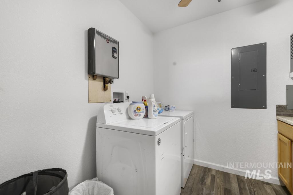 2348 E 2050 N Property Photo 35
