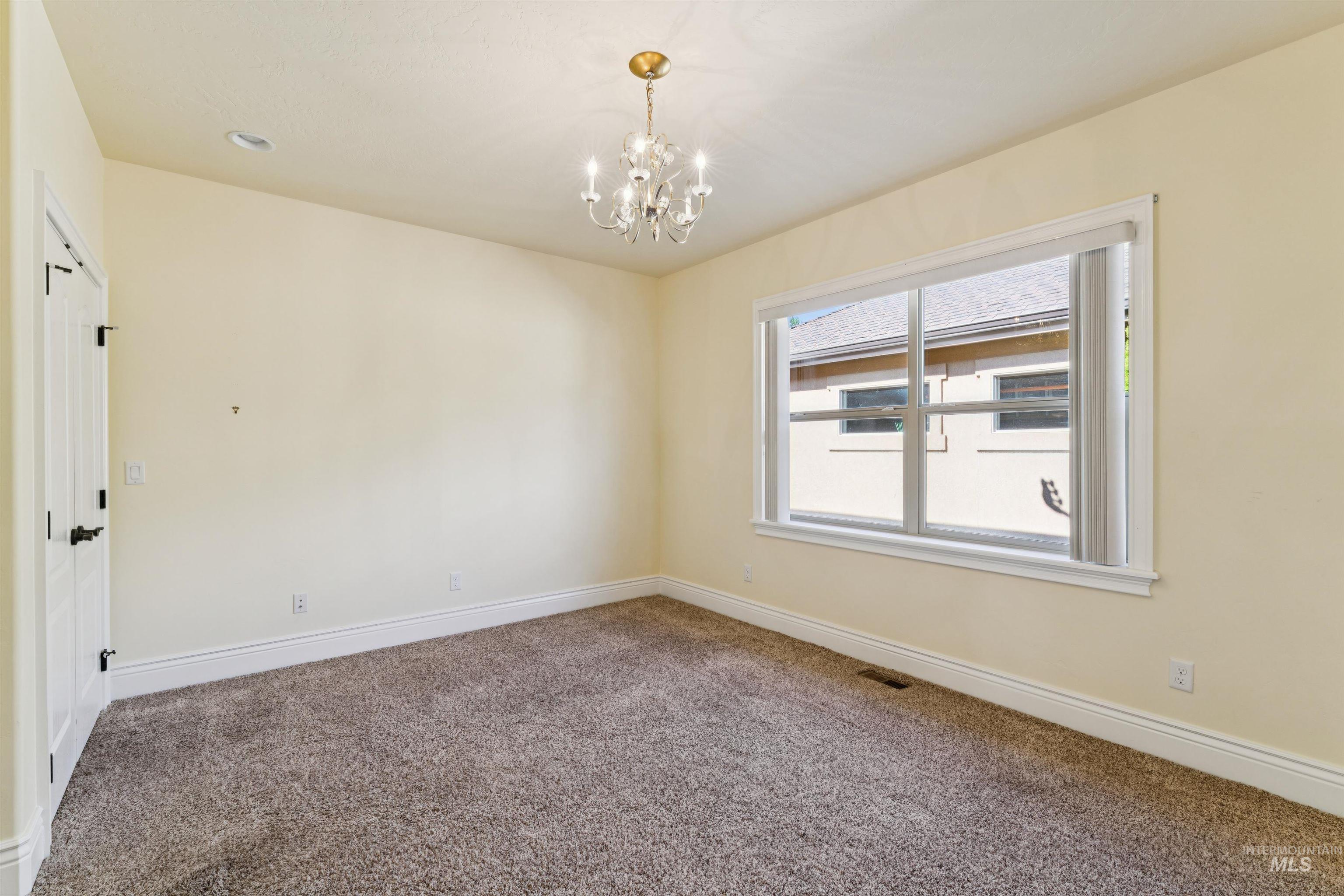 1614 W Par Ct Property Photo 26