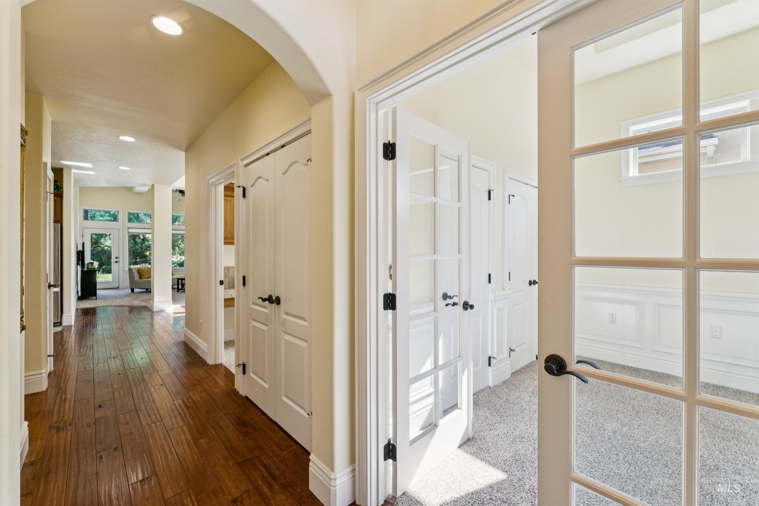 1614 W Par Ct Property Photo 32
