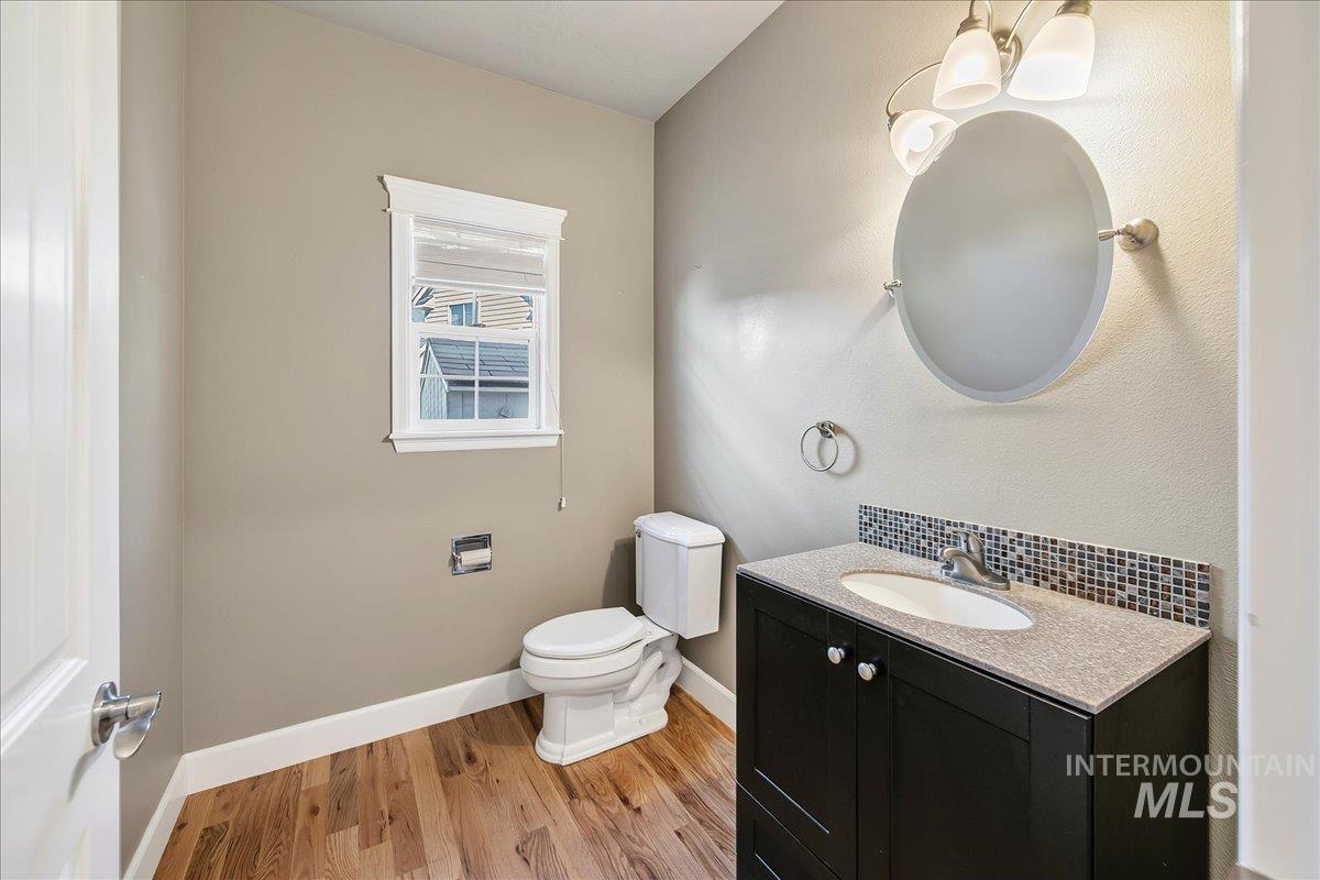 1210 W Cobblefield Property Photo 9