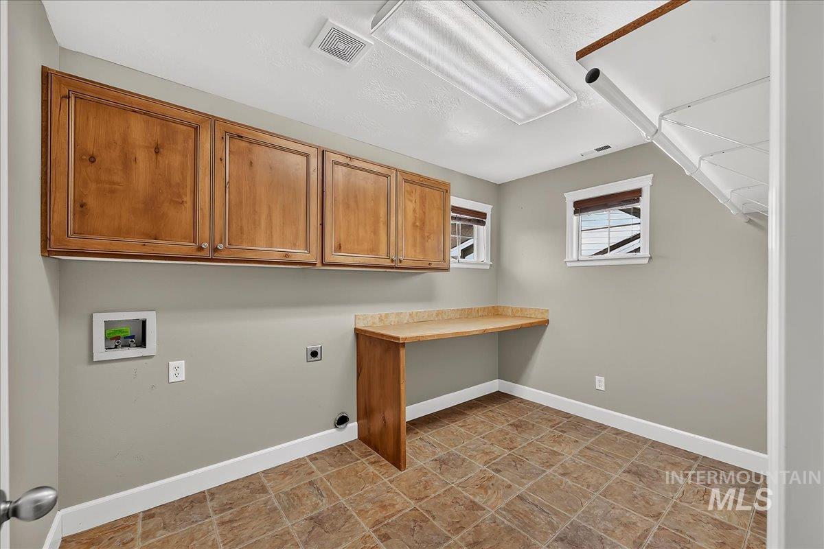 1210 W Cobblefield Property Photo 26