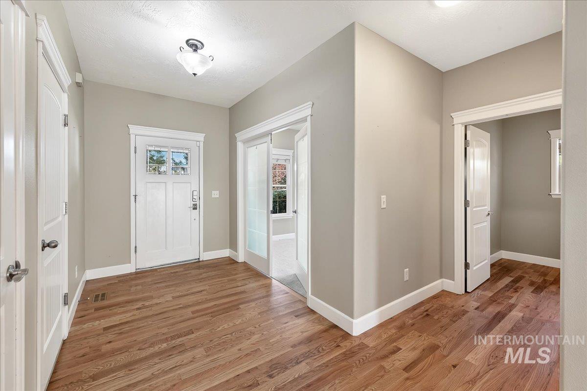 1210 W Cobblefield Property Photo 28