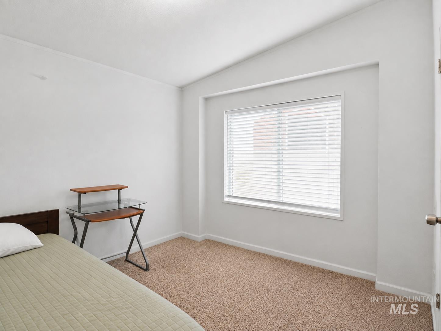 4940 W South Slope Rd Property Photo 21