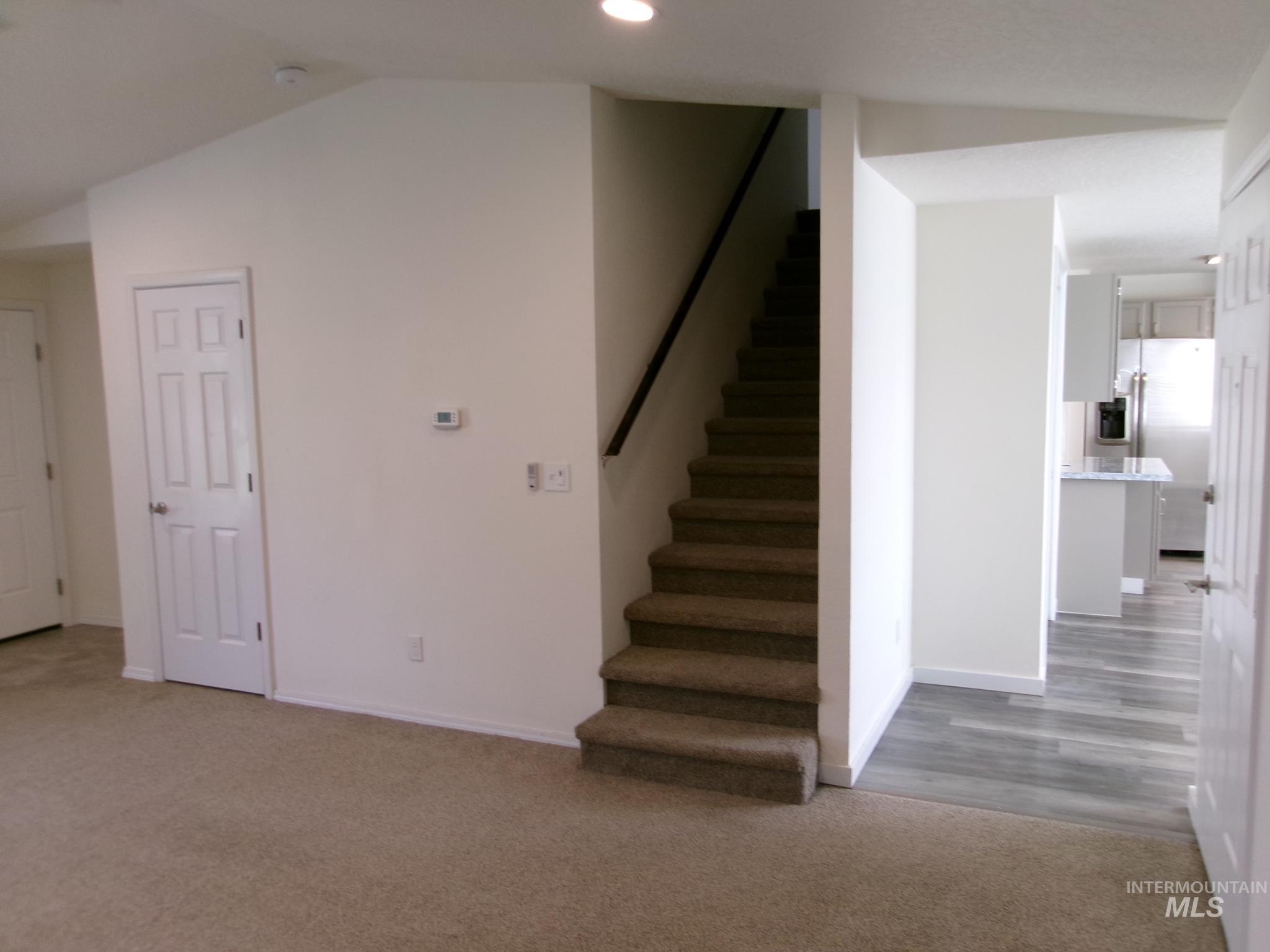 2807 Laurel Way Property Photo 6