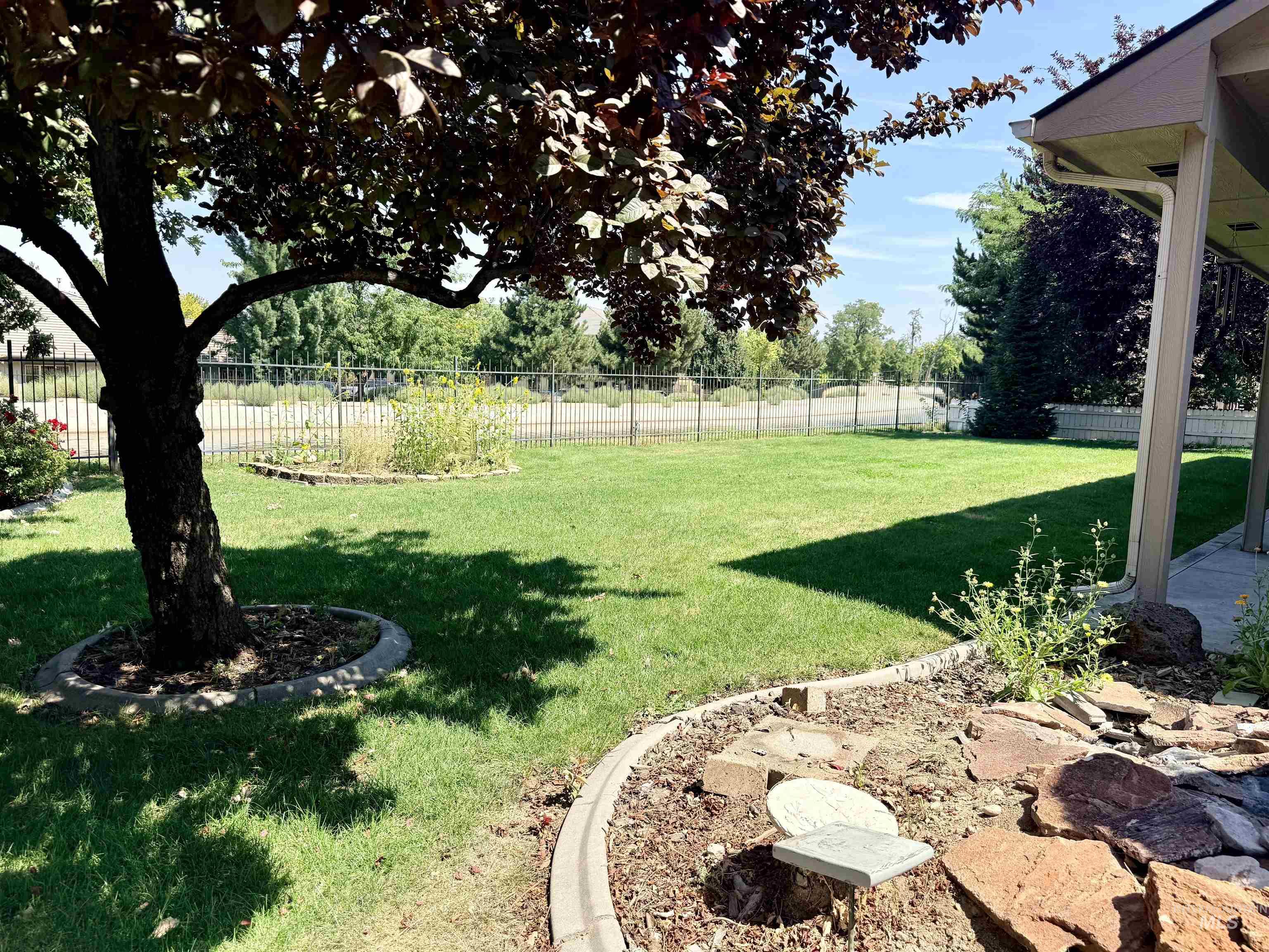 2918 E Green Canyon Dr Property Photo 5