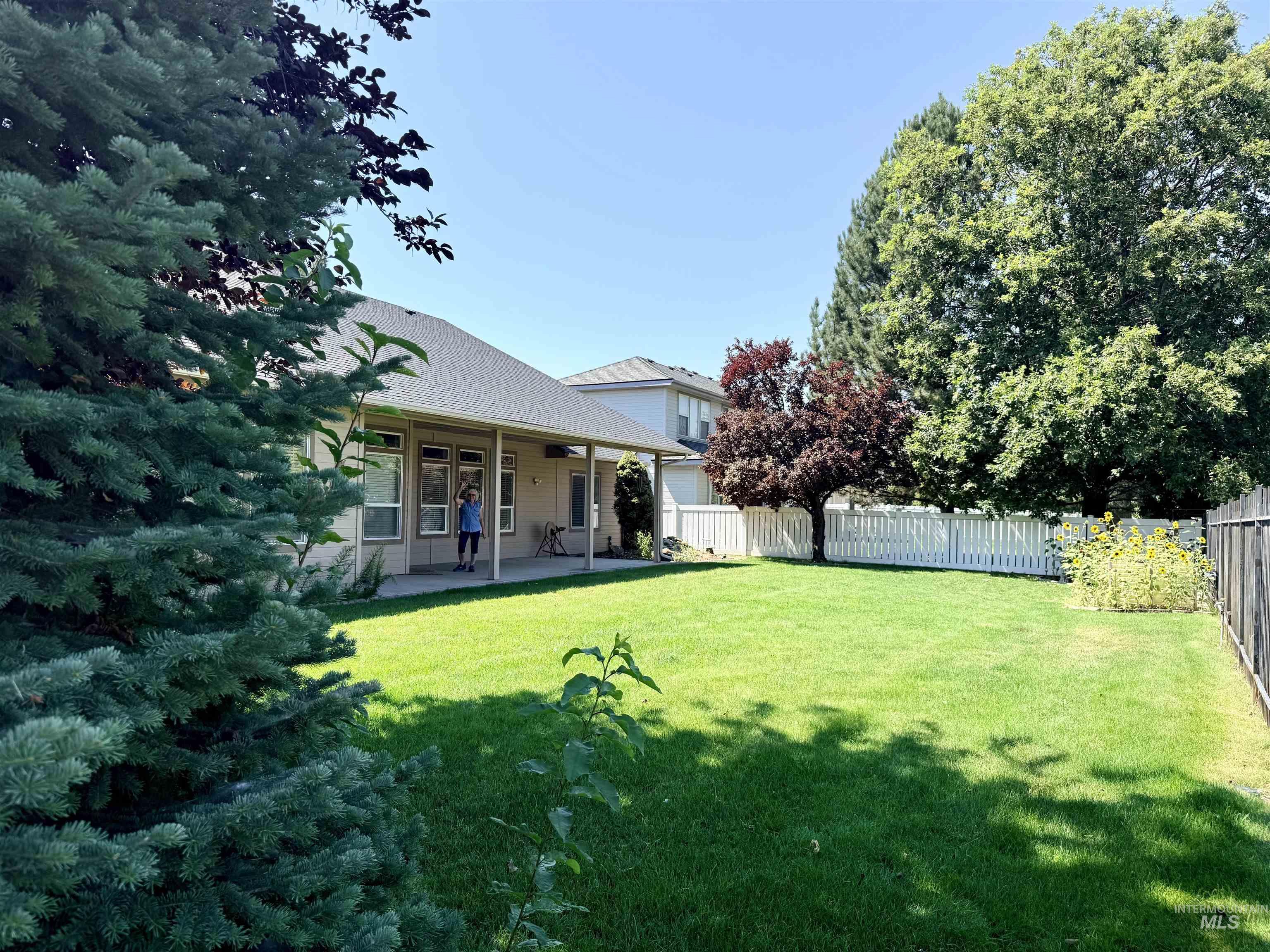 2918 E Green Canyon Dr Property Photo 6