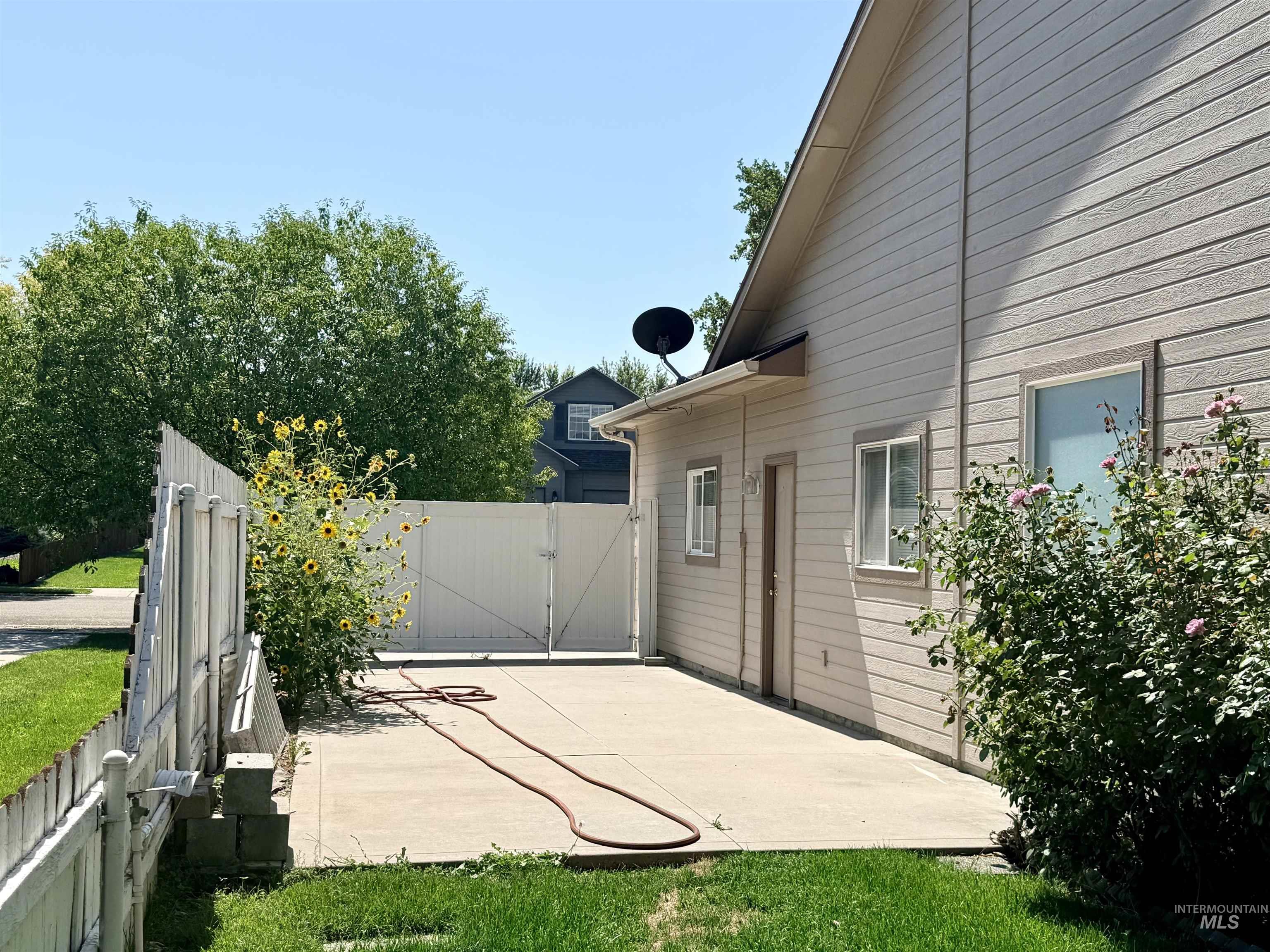 2918 E Green Canyon Dr Property Photo 8