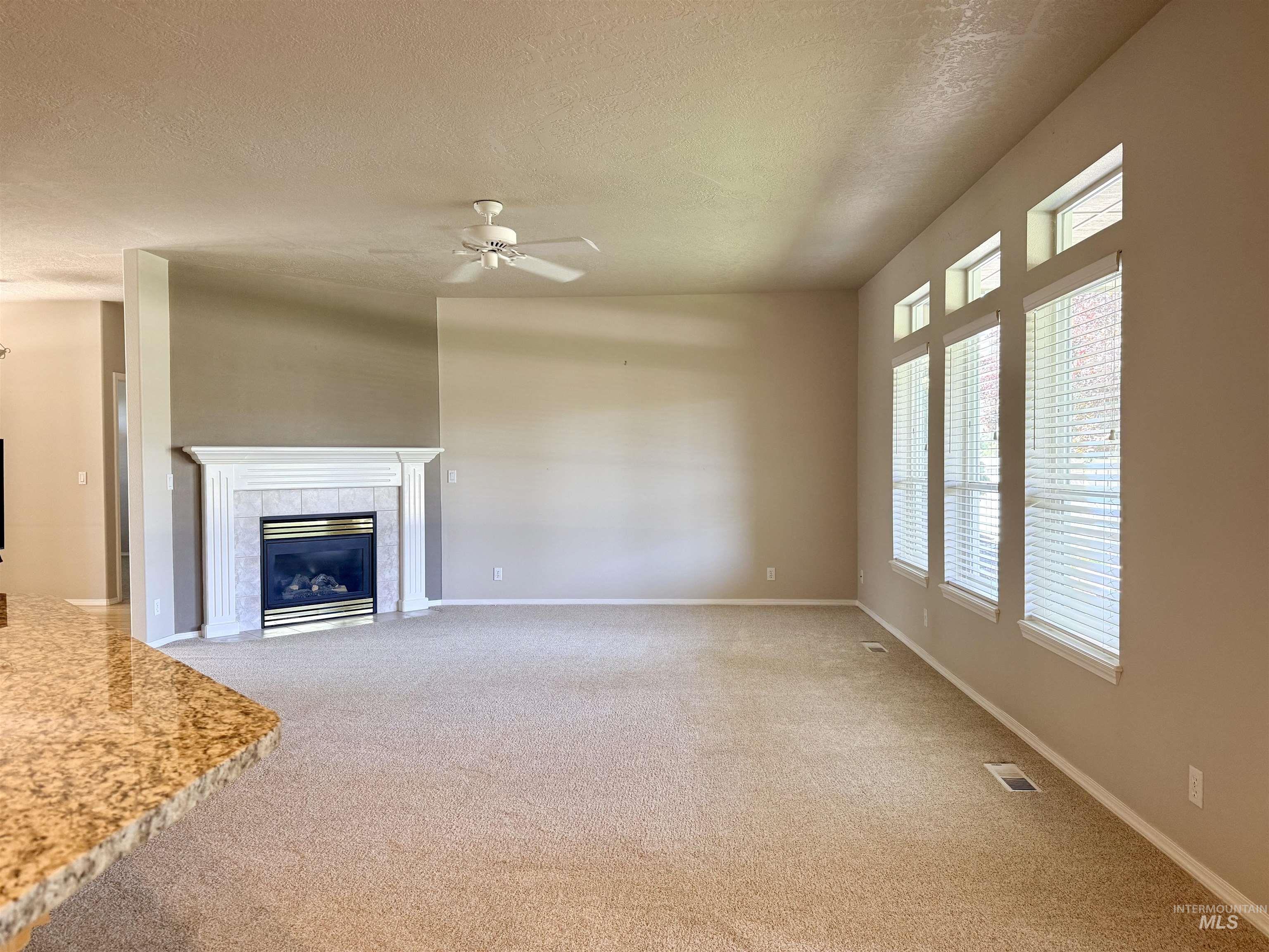 2918 E Green Canyon Dr Property Photo 17