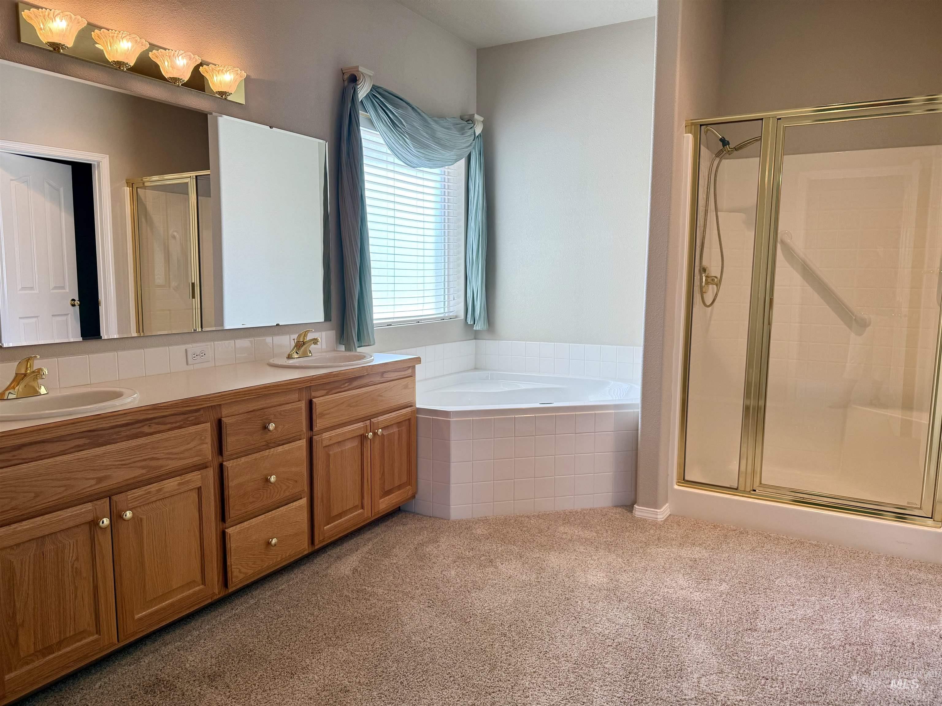 2918 E Green Canyon Dr Property Photo 21