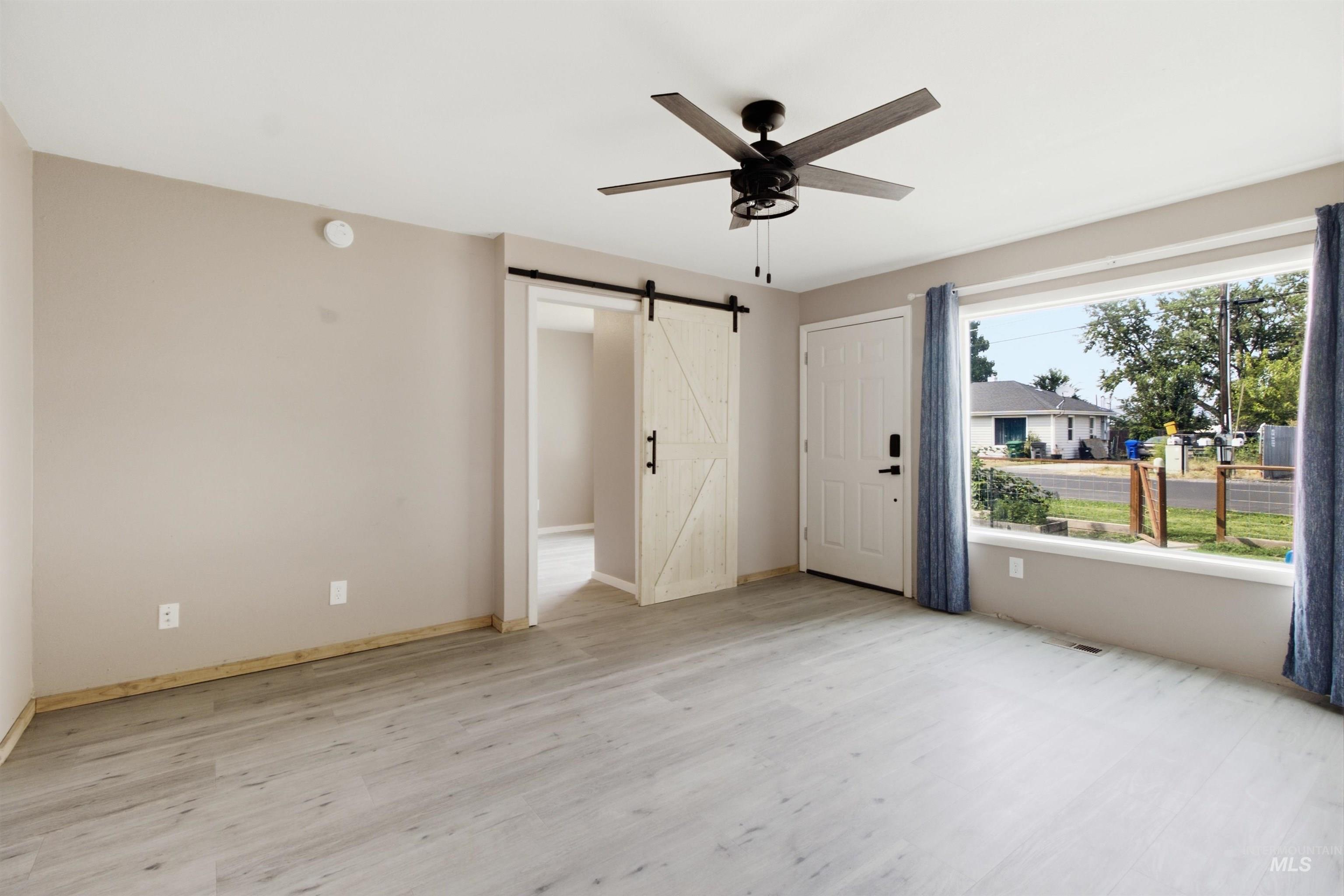 1232 &1232 1/2 Grelle Ave Property Photo 6