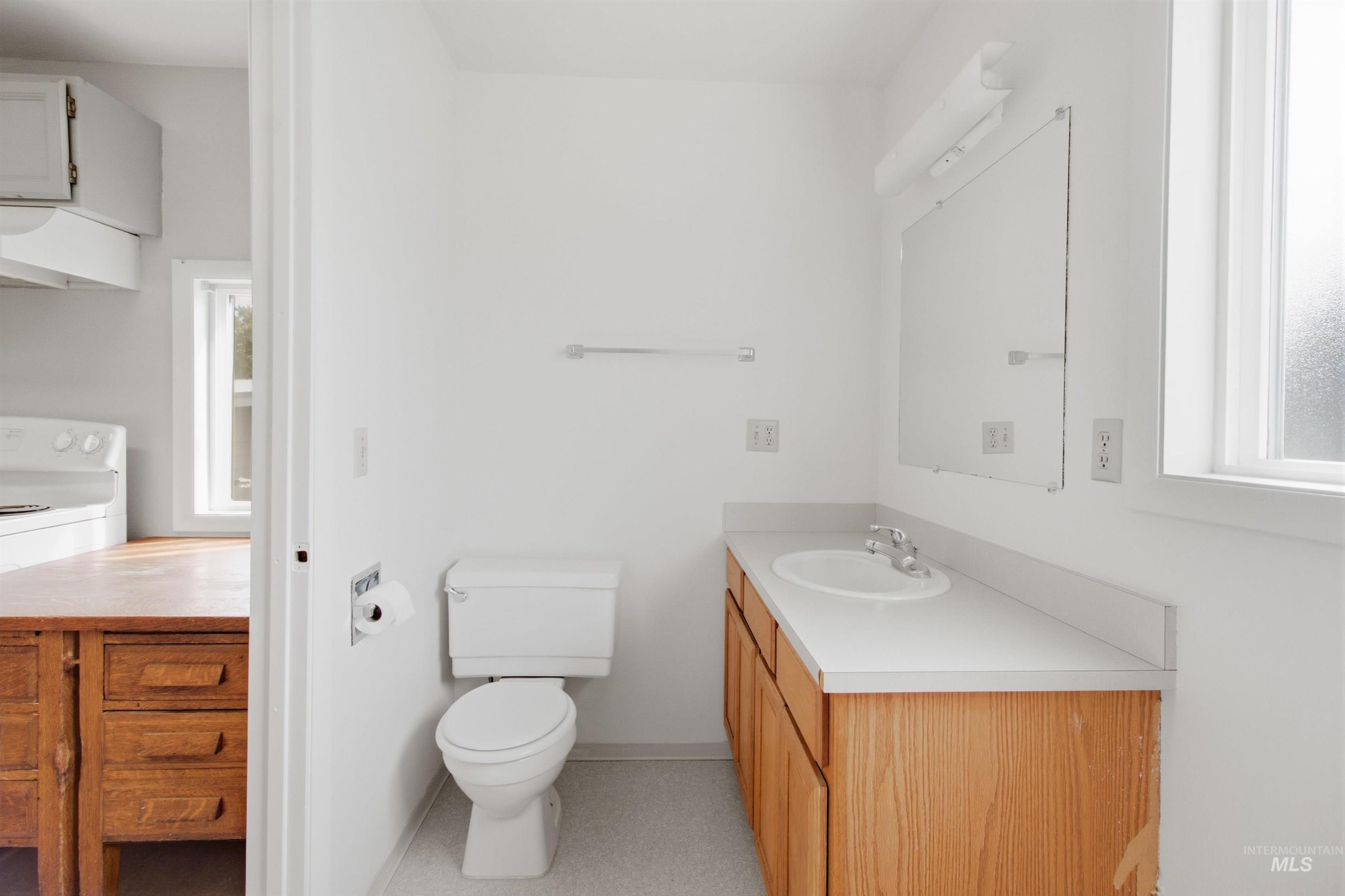 1232 &1232 1/2 Grelle Ave Property Photo 13