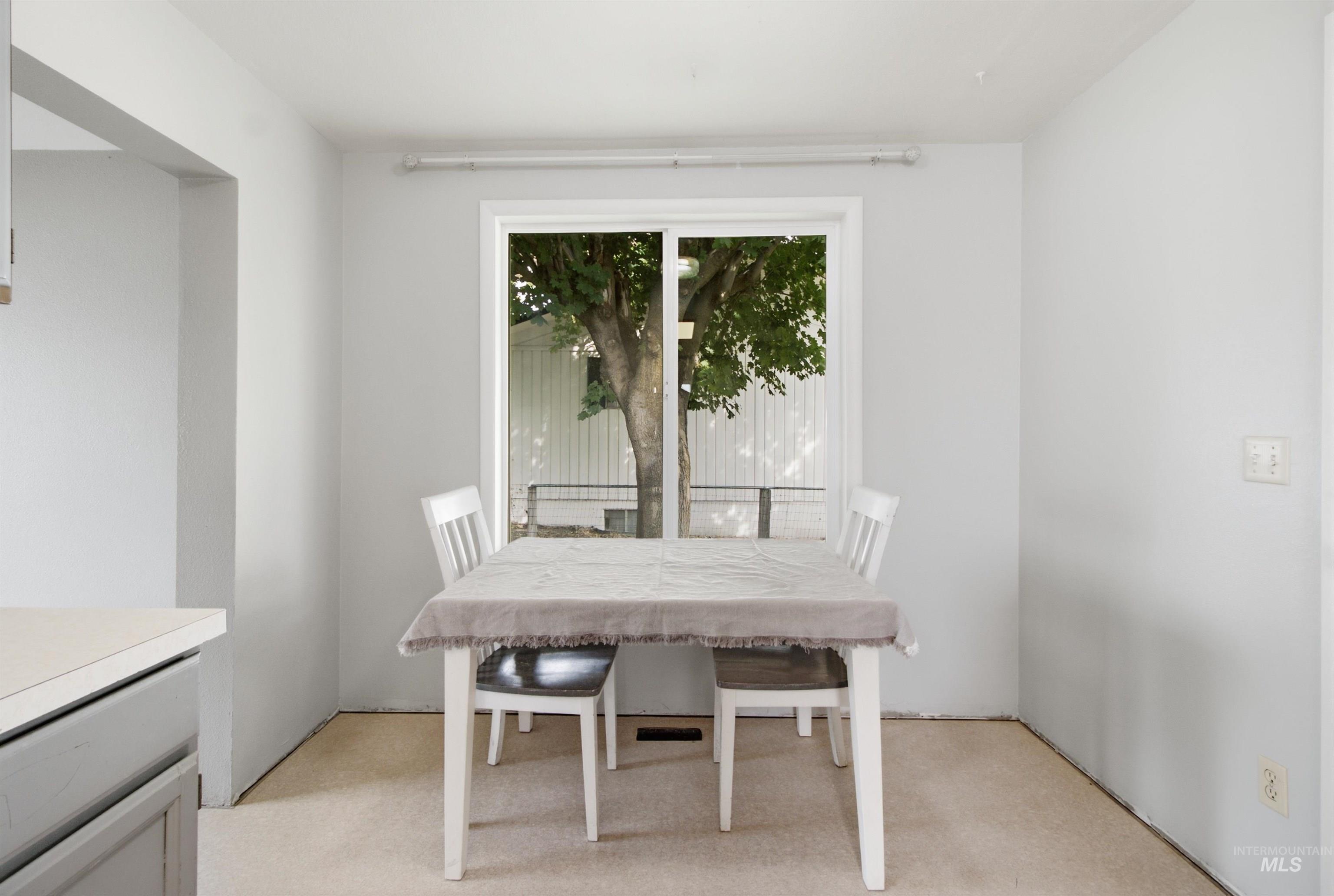 1232 &1232 1/2 Grelle Ave Property Photo 15