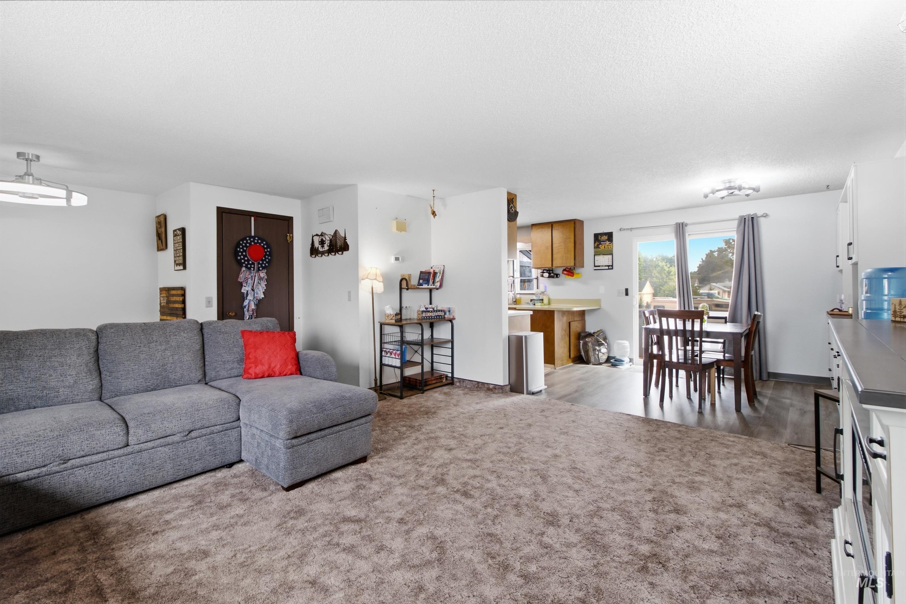 1232 &1232 1/2 Grelle Ave Property Photo 40