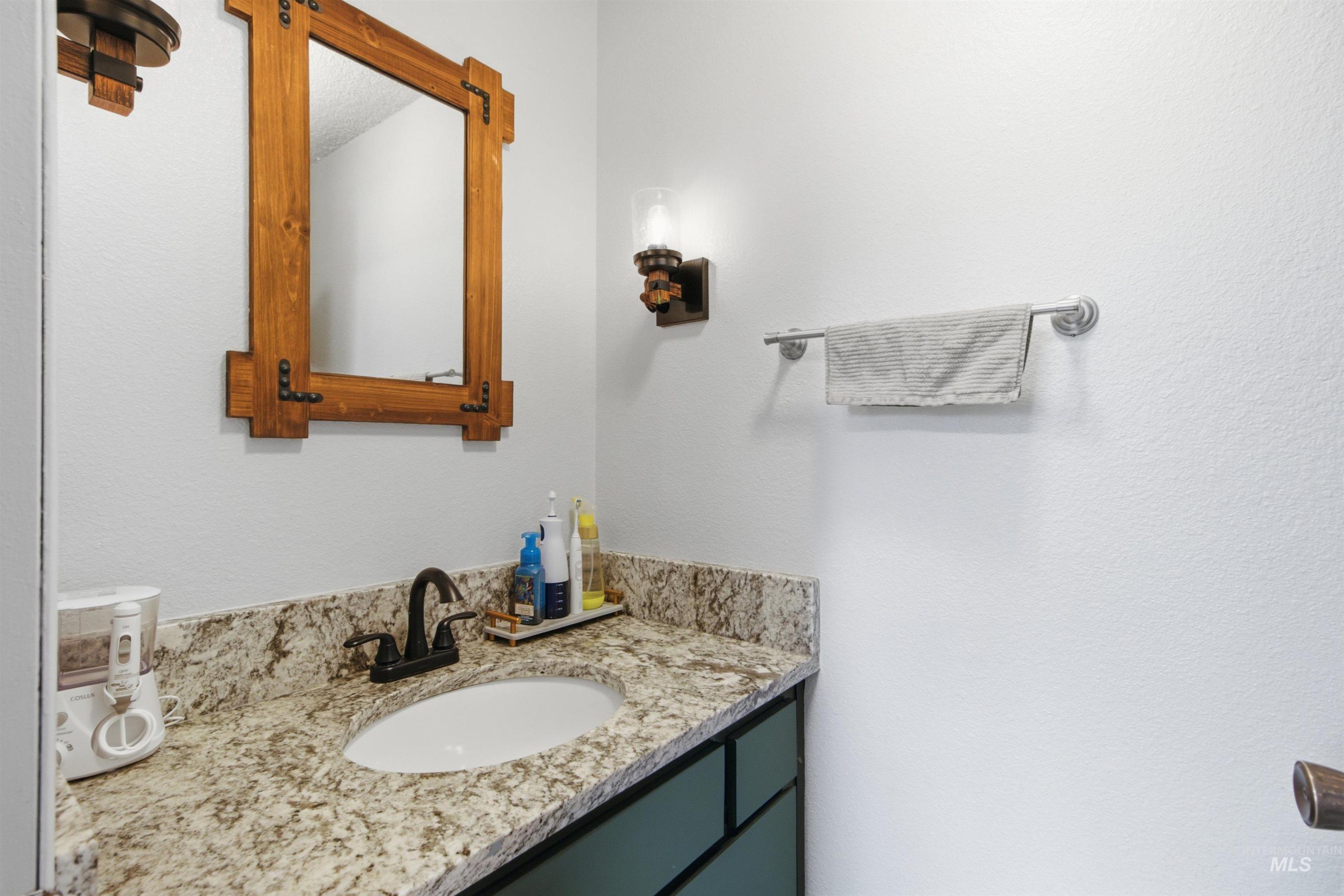 1232 &1232 1/2 Grelle Ave Property Photo 43