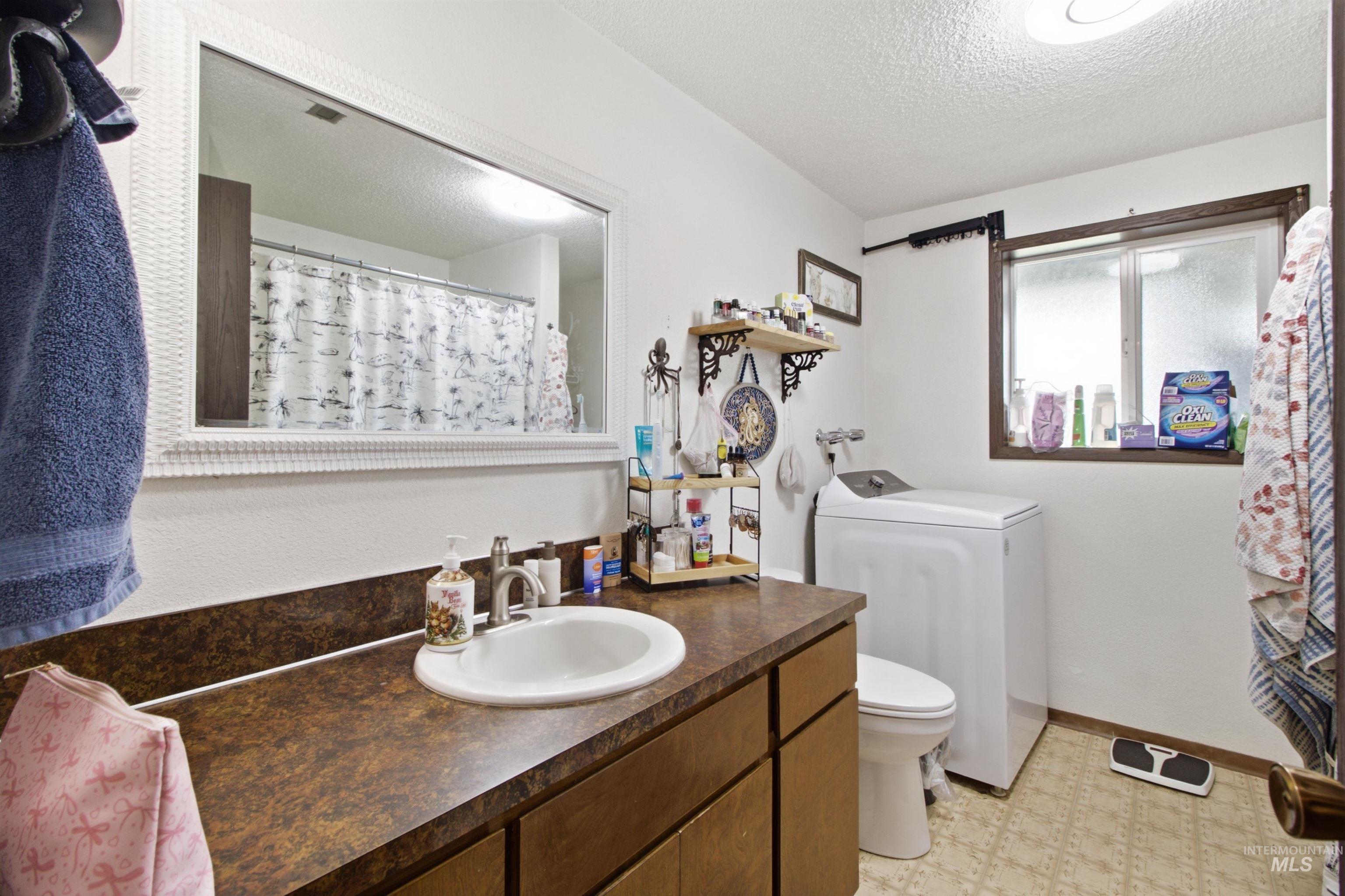 1232 &1232 1/2 Grelle Ave Property Photo 47