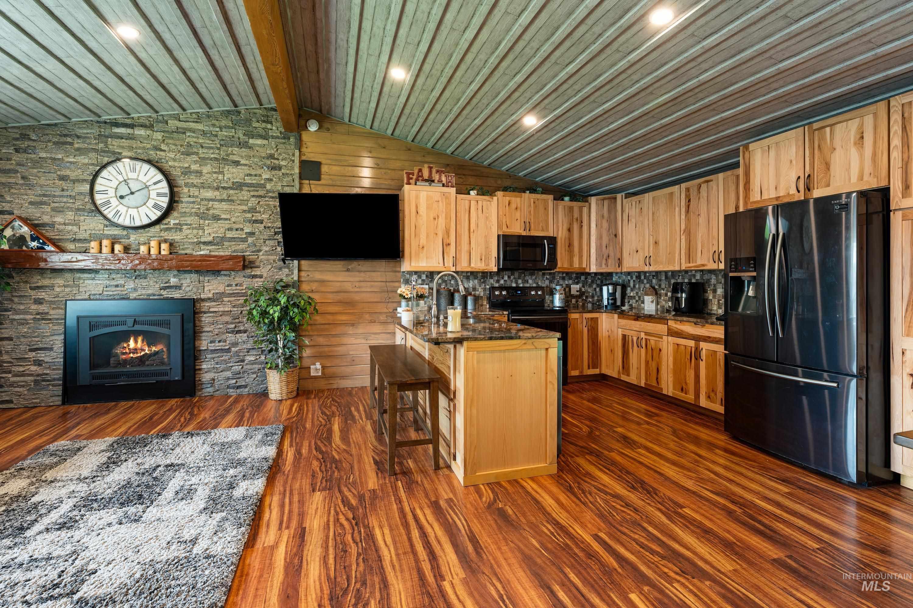 1130 15th Street Property Photo 4