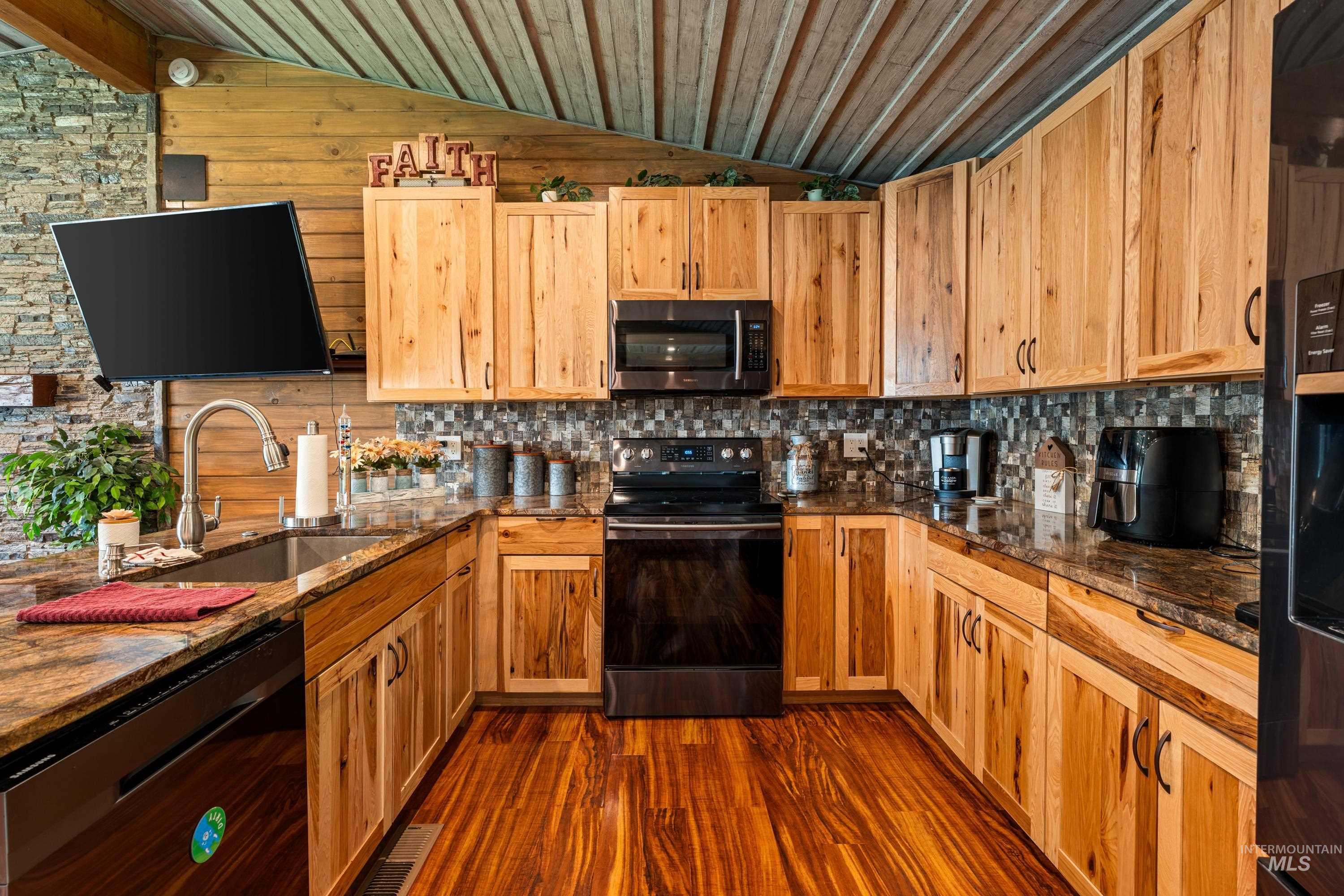 1130 15th Street Property Photo 5