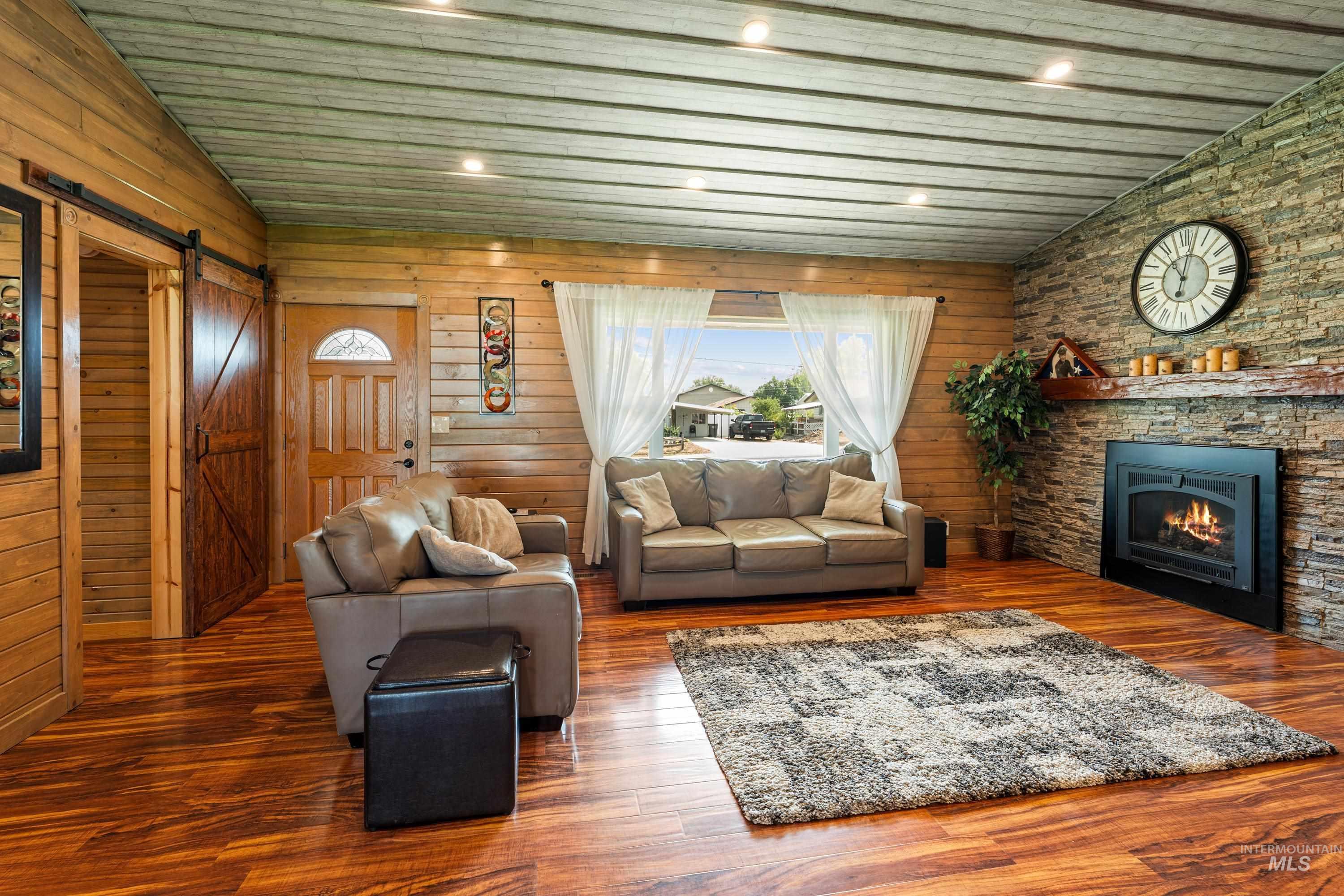 1130 15th Street Property Photo 6