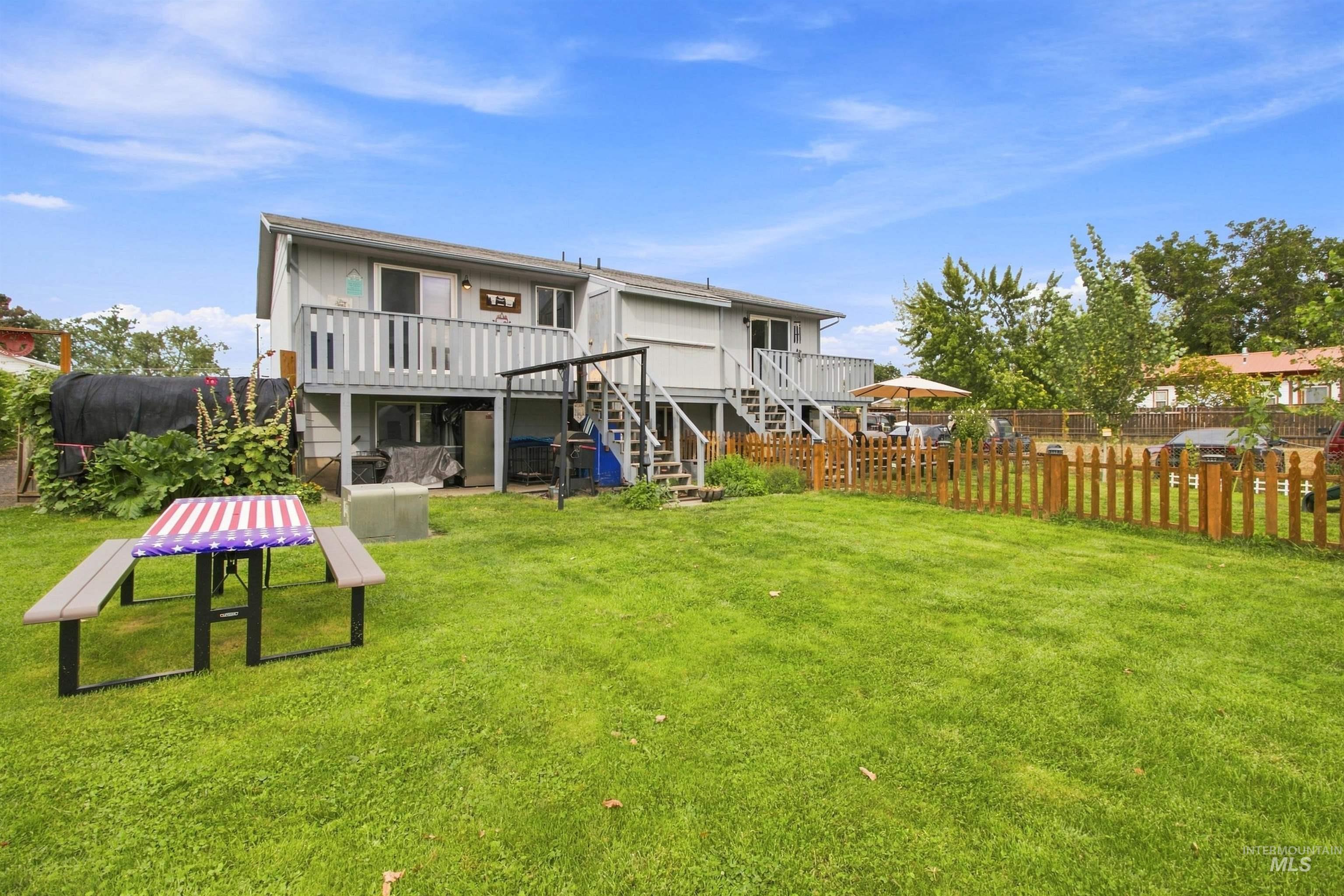 1232 & 1232 1/2 Grelle Ave. Property Photo 39