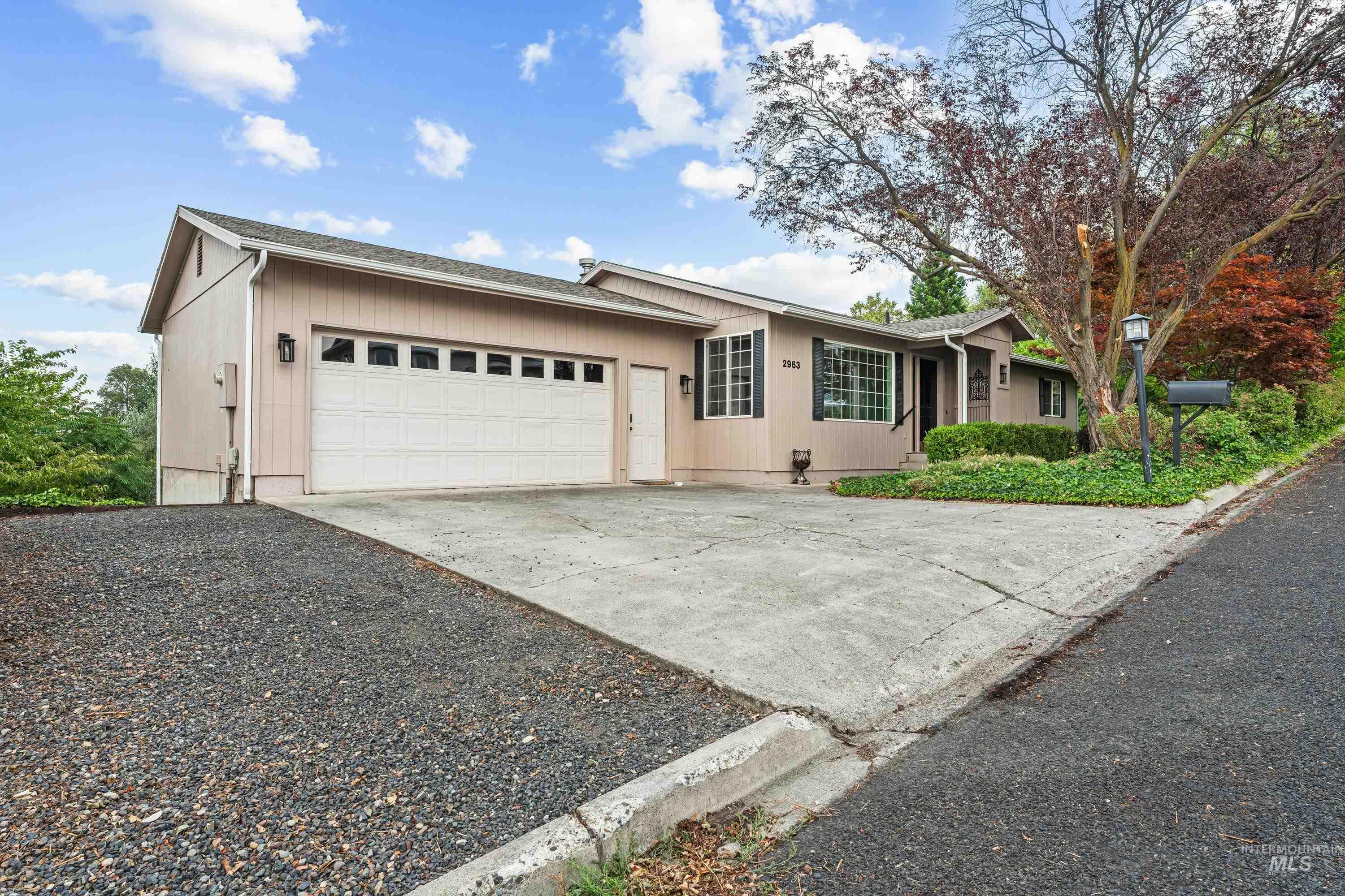 2963 Mayfair Ridge Property Photo 45