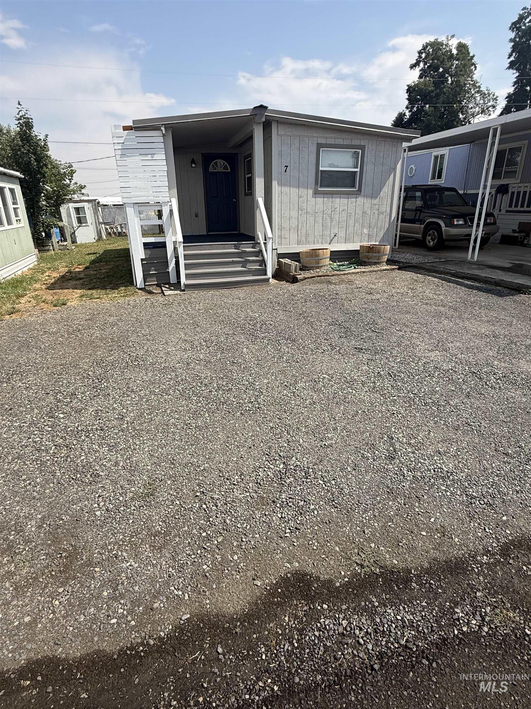 924 Vista Ave Property Photo 5