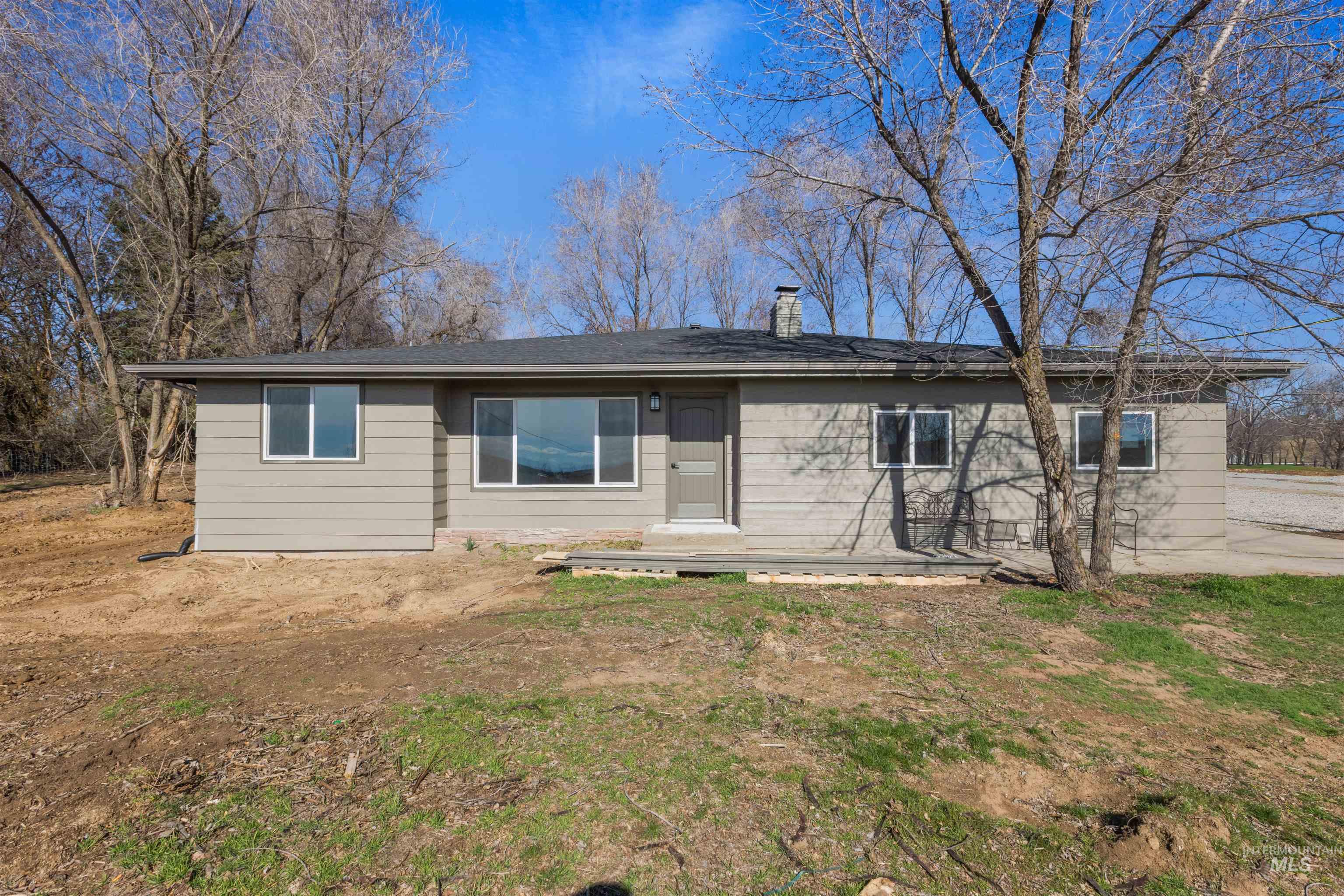29862 Emmett Rd Property Photo 1