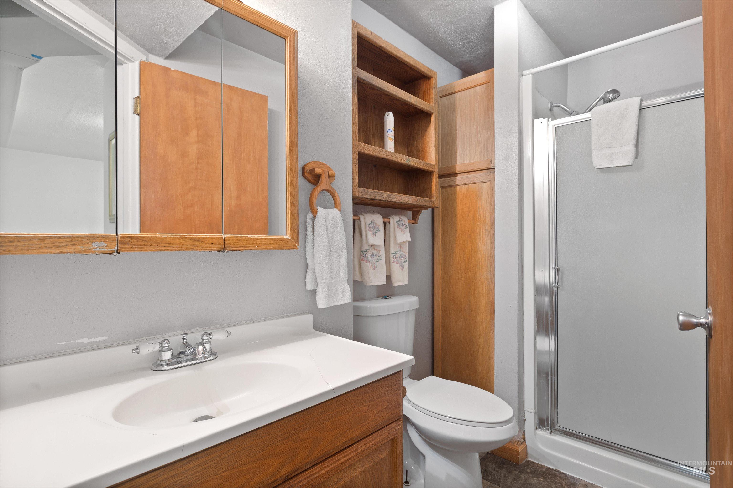 386 Crestview Dr Property Photo 21
